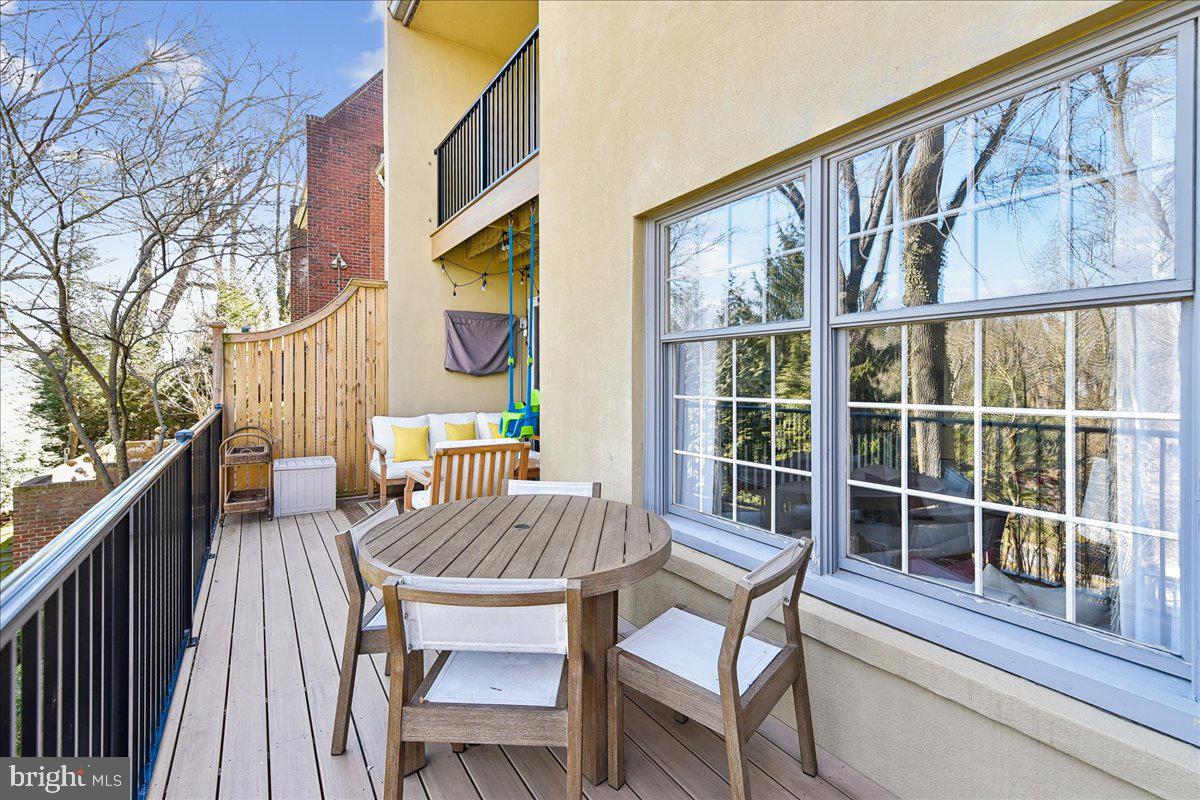 THORNTON WOOD - Residential