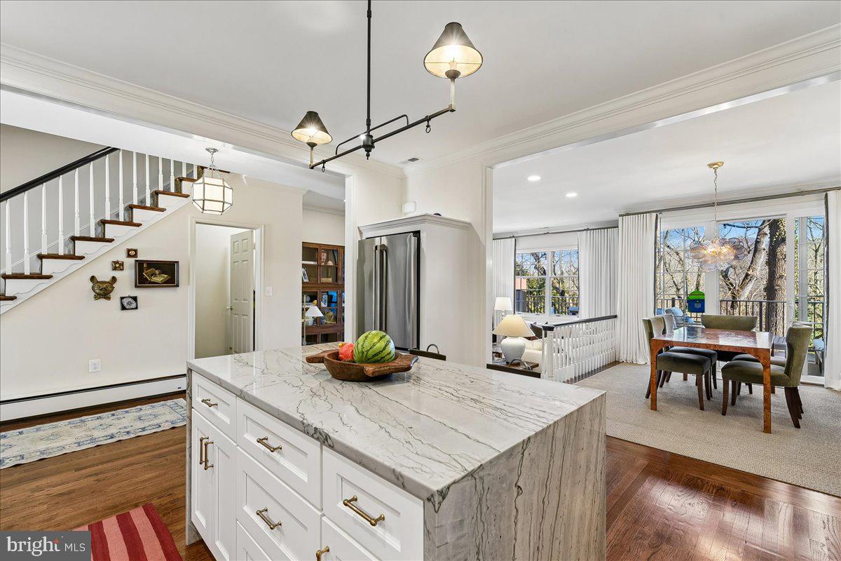 THORNTON WOOD - Residential