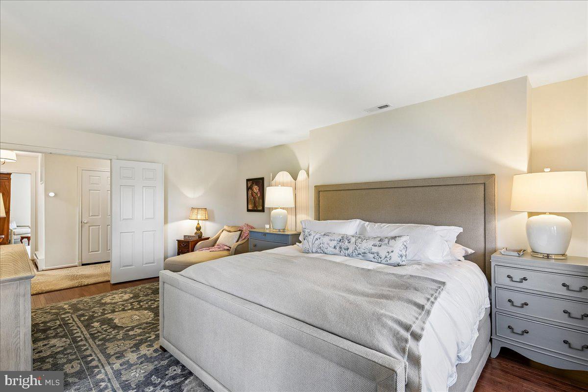 THORNTON WOOD - Residential