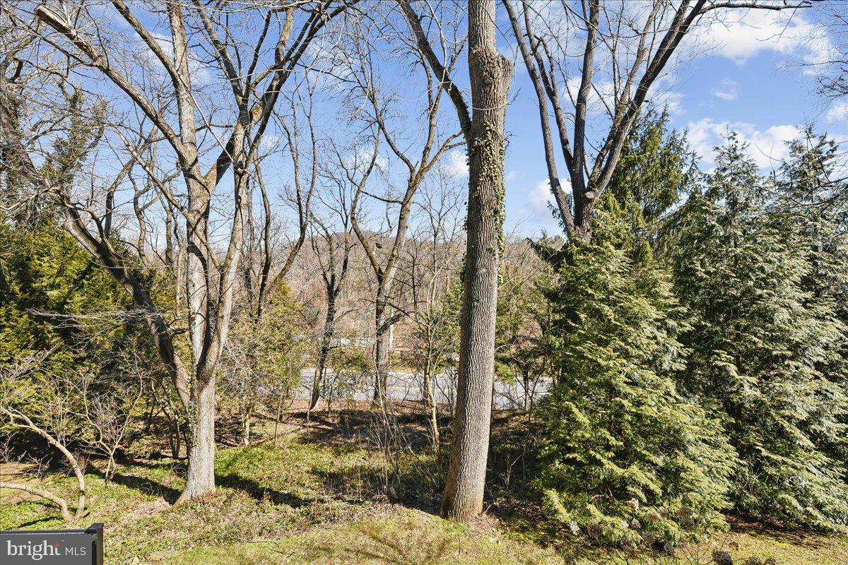 THORNTON WOOD - Residential