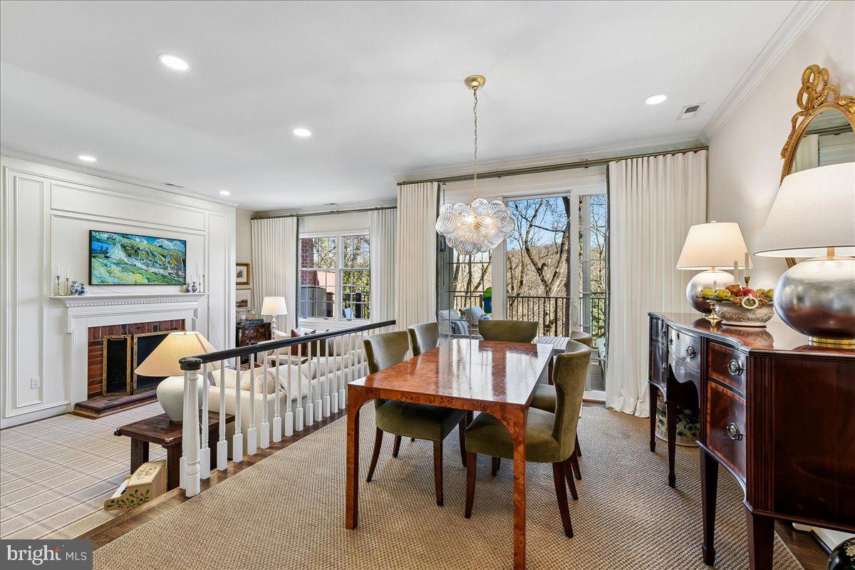 THORNTON WOOD - Residential