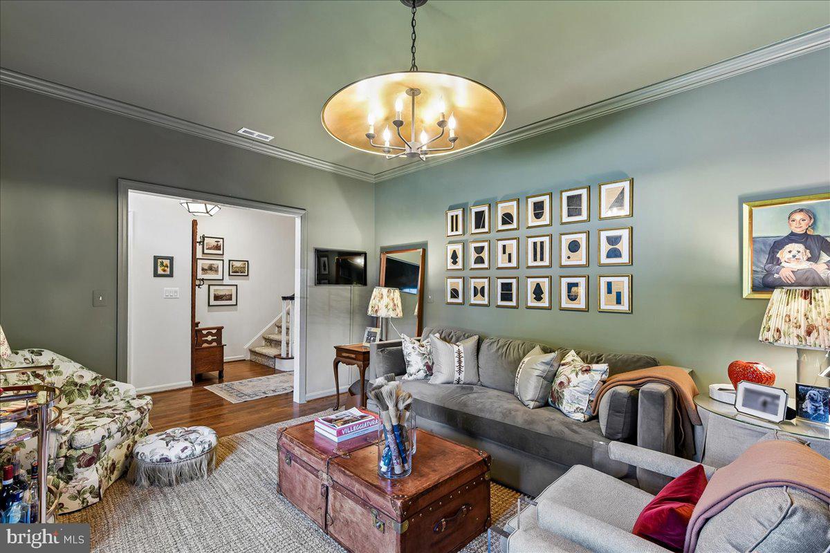 THORNTON WOOD - Residential