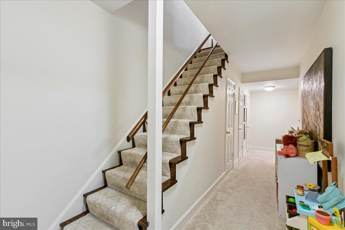 THORNTON WOOD - Residential