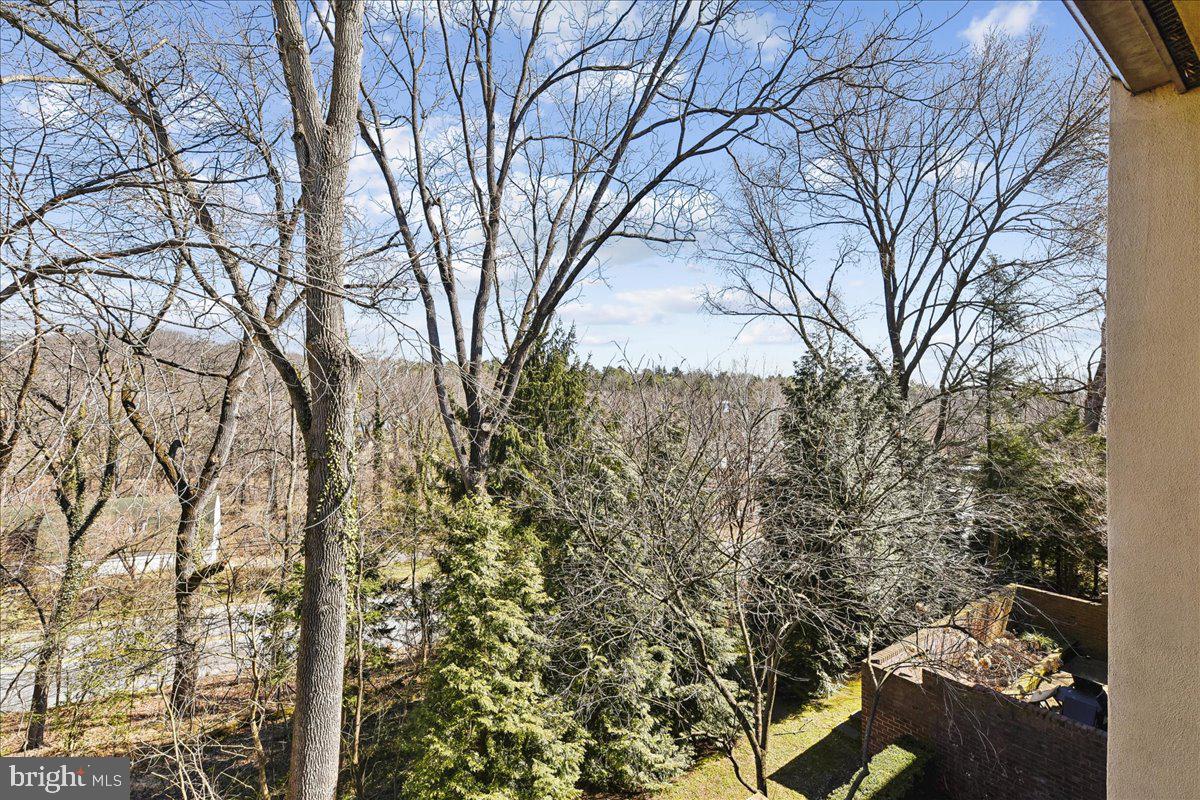 THORNTON WOOD - Residential