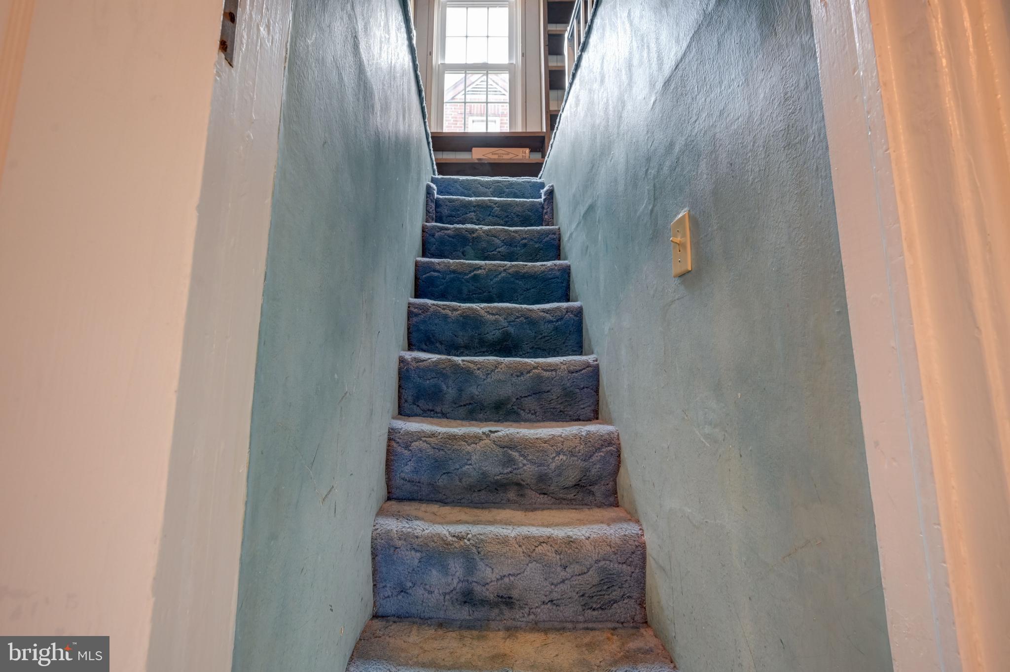 OVERLEA MANOR - Residential