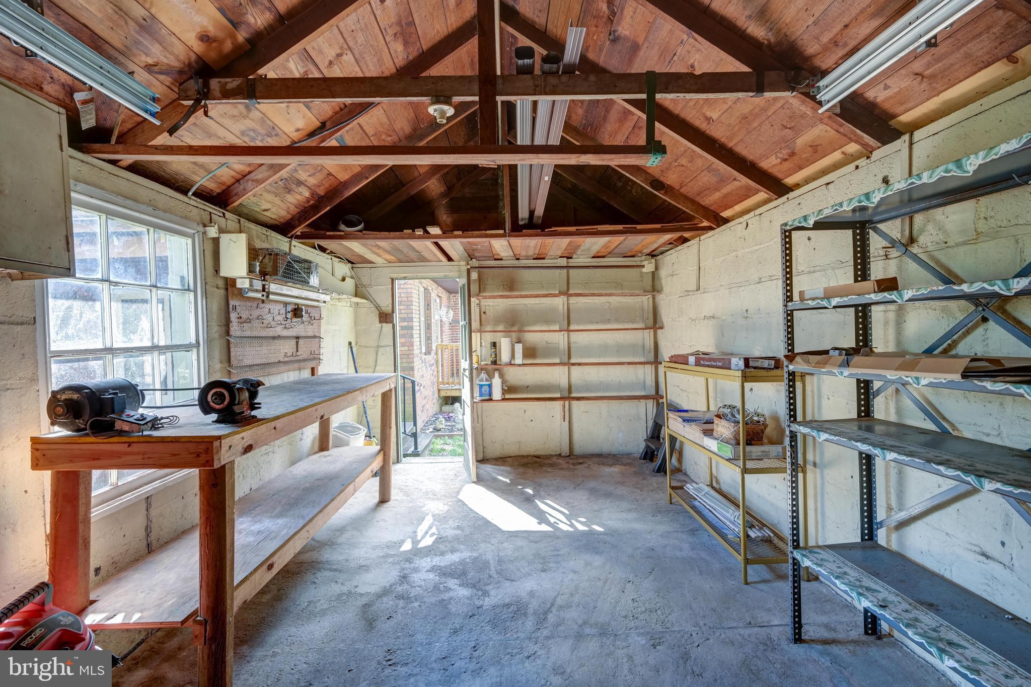 OVERLEA MANOR - Residential