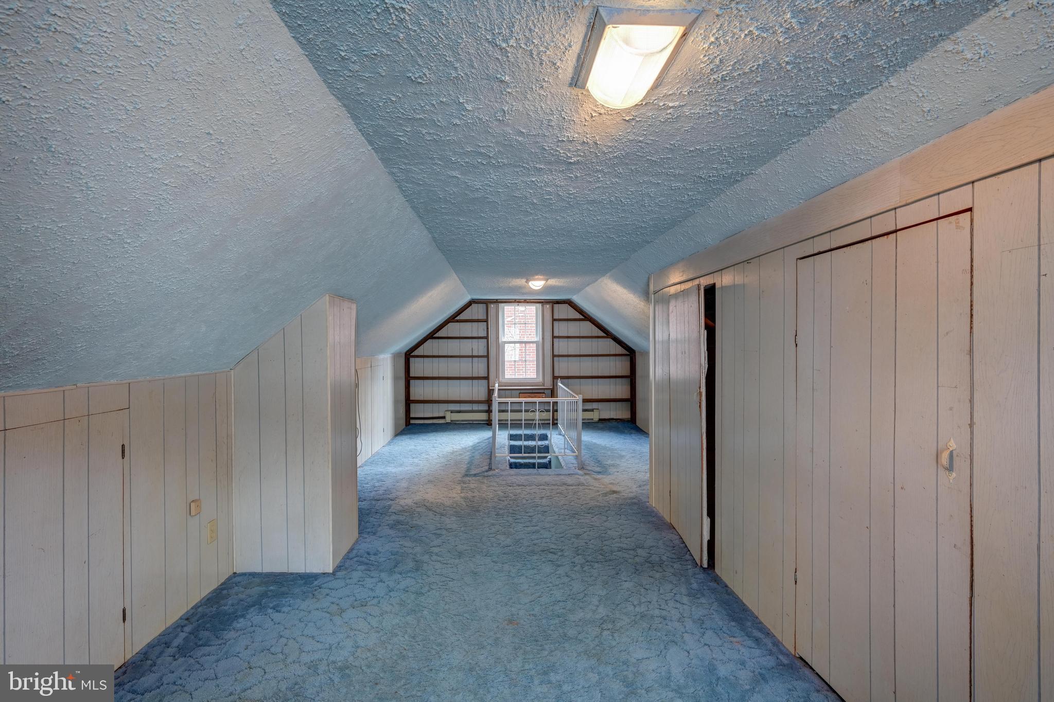 OVERLEA MANOR - Residential