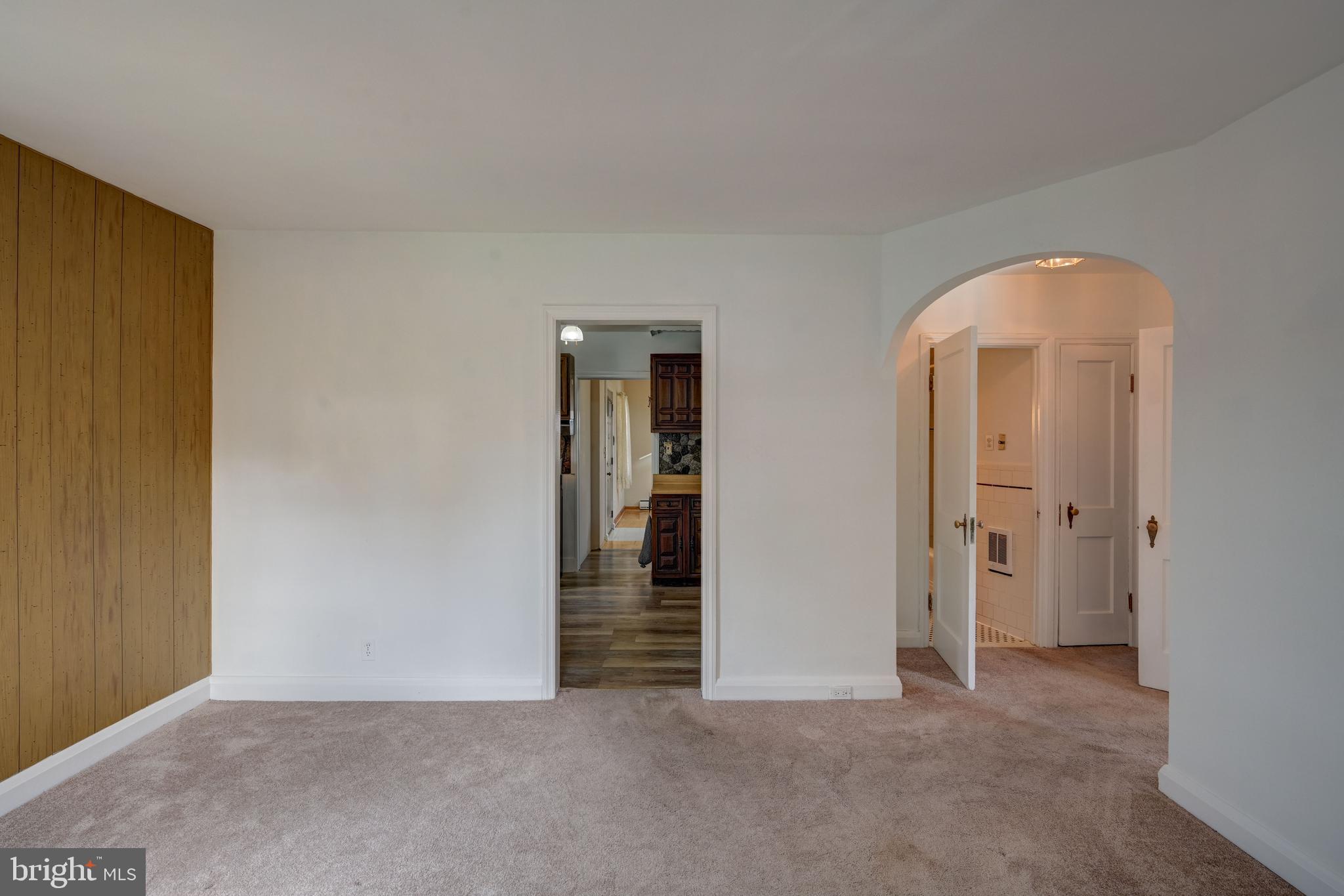 OVERLEA MANOR - Residential