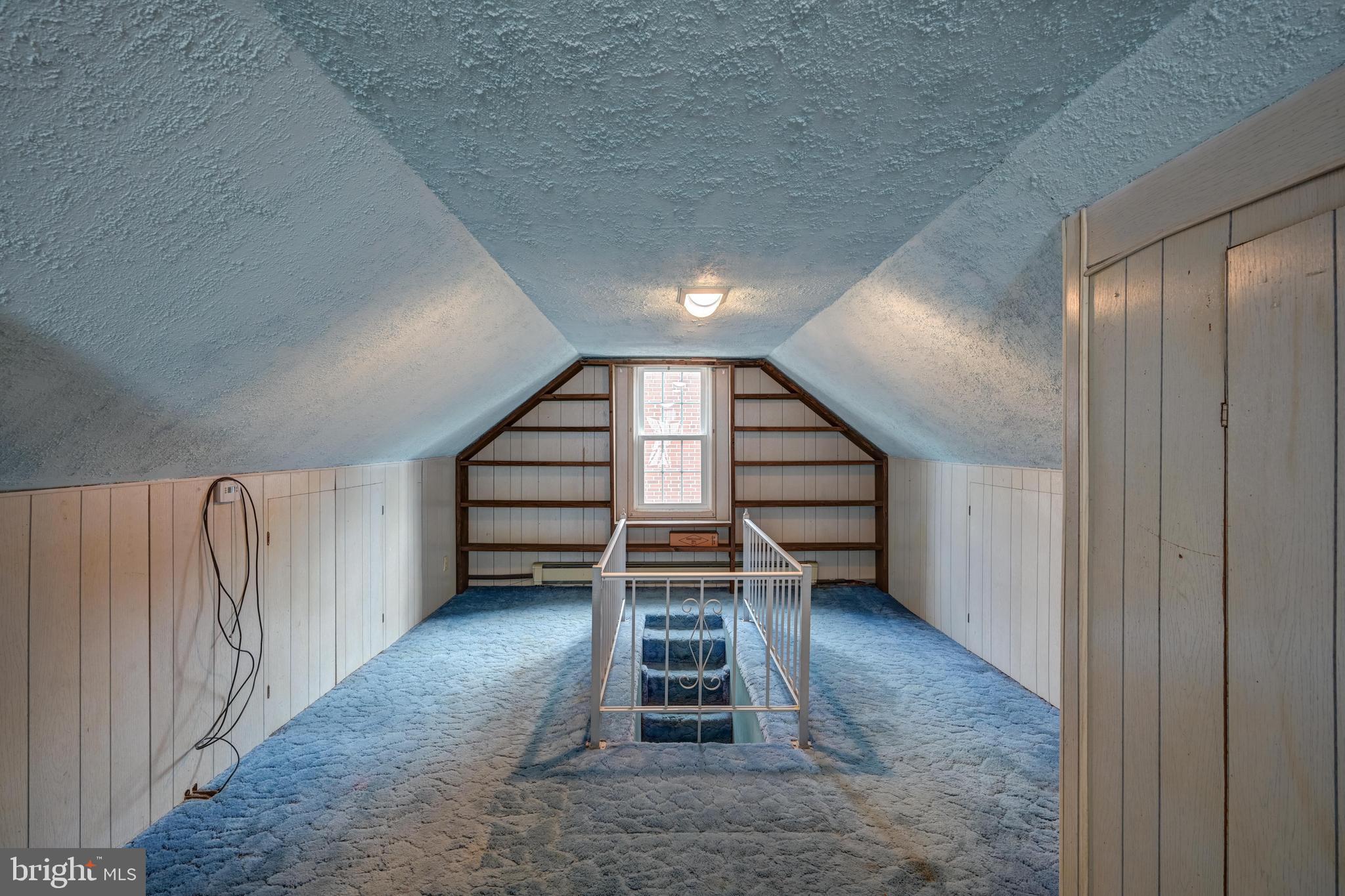 OVERLEA MANOR - Residential