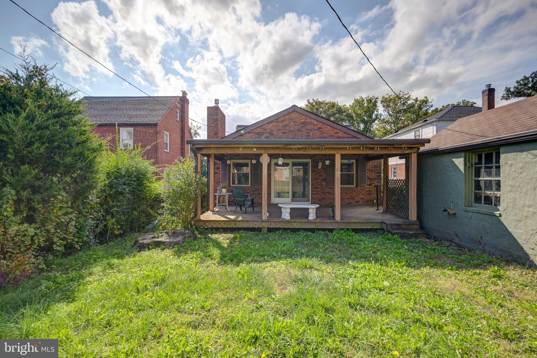 OVERLEA MANOR - Residential