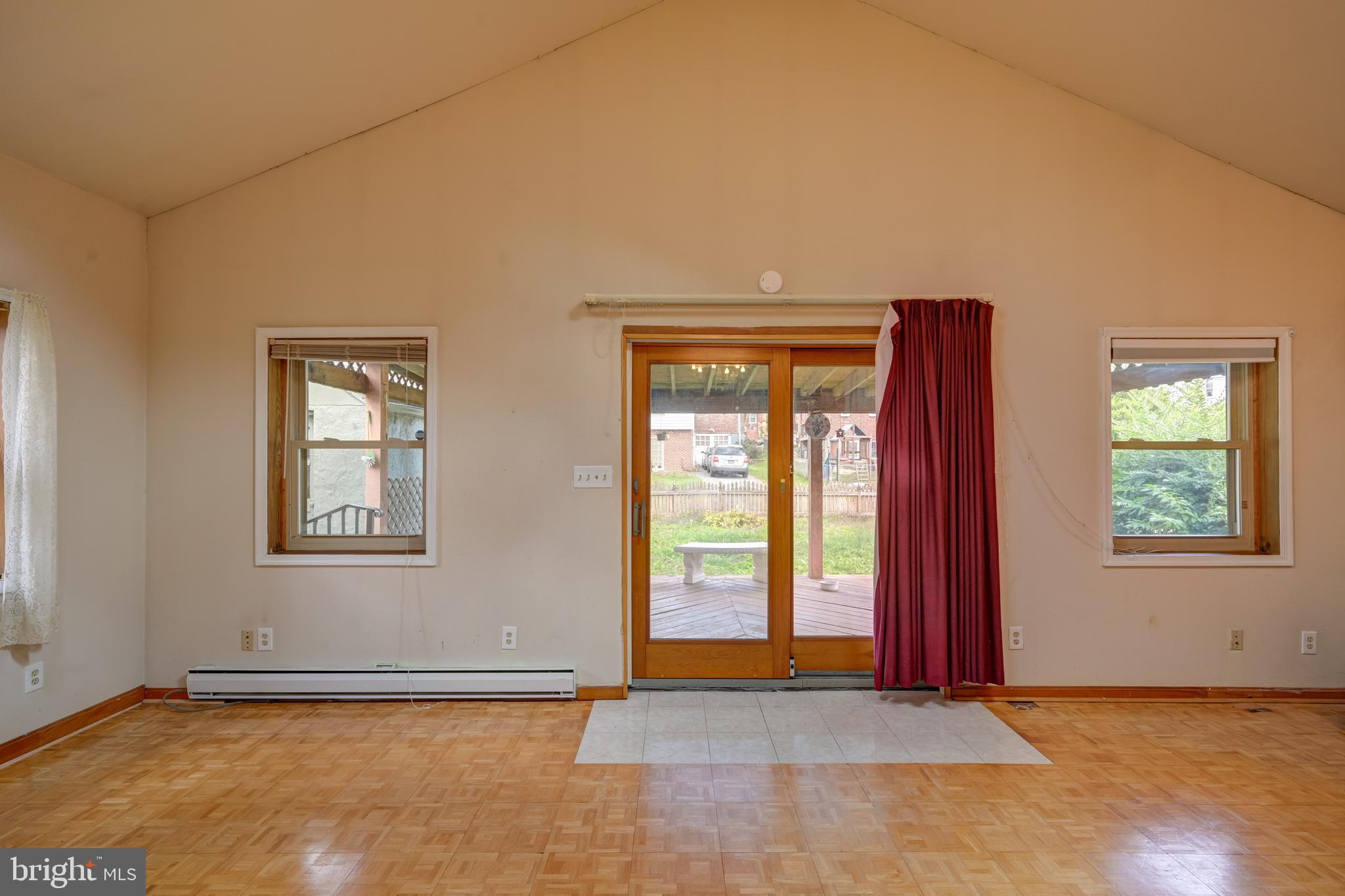 OVERLEA MANOR - Residential