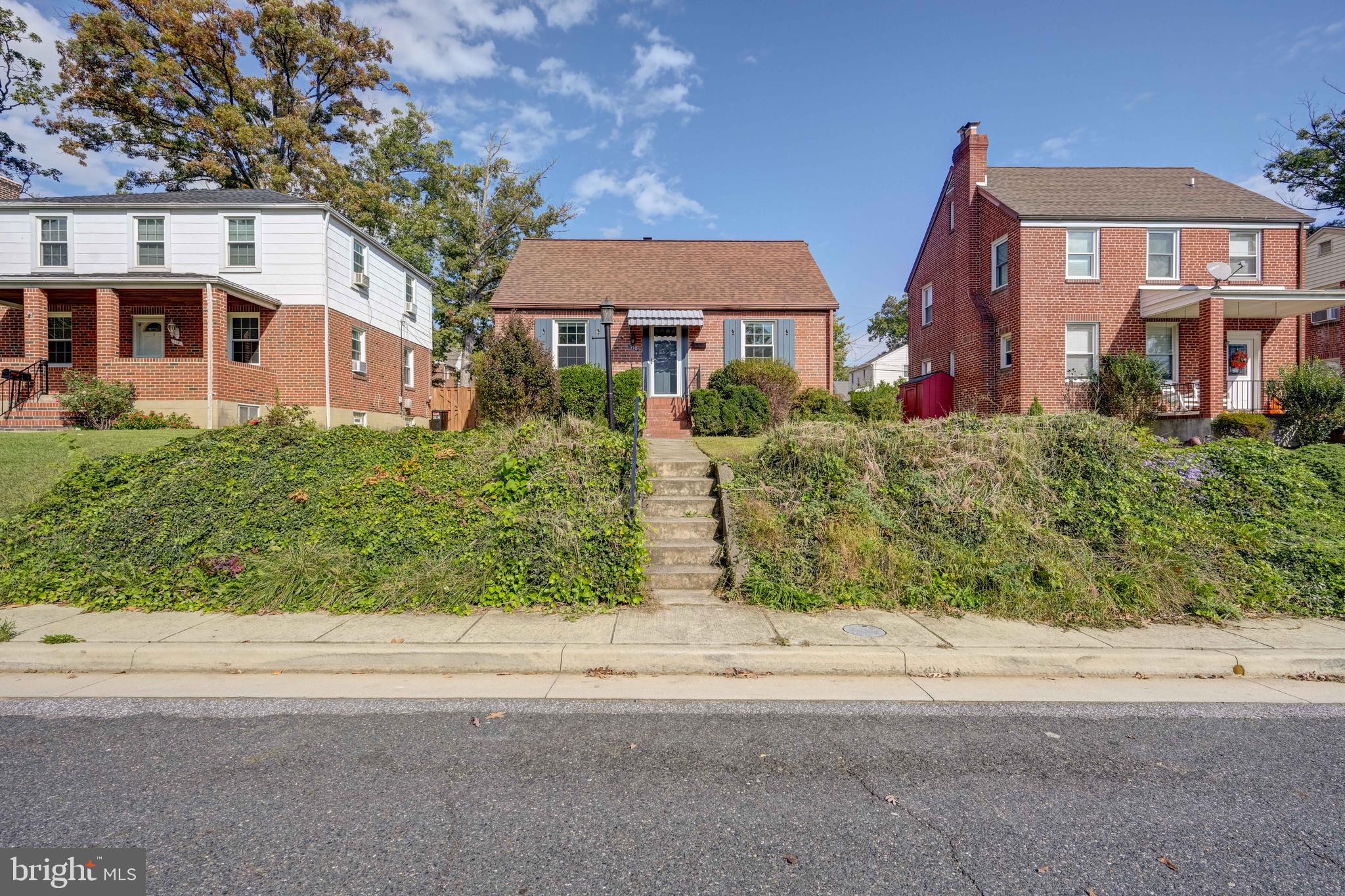 OVERLEA MANOR - Residential