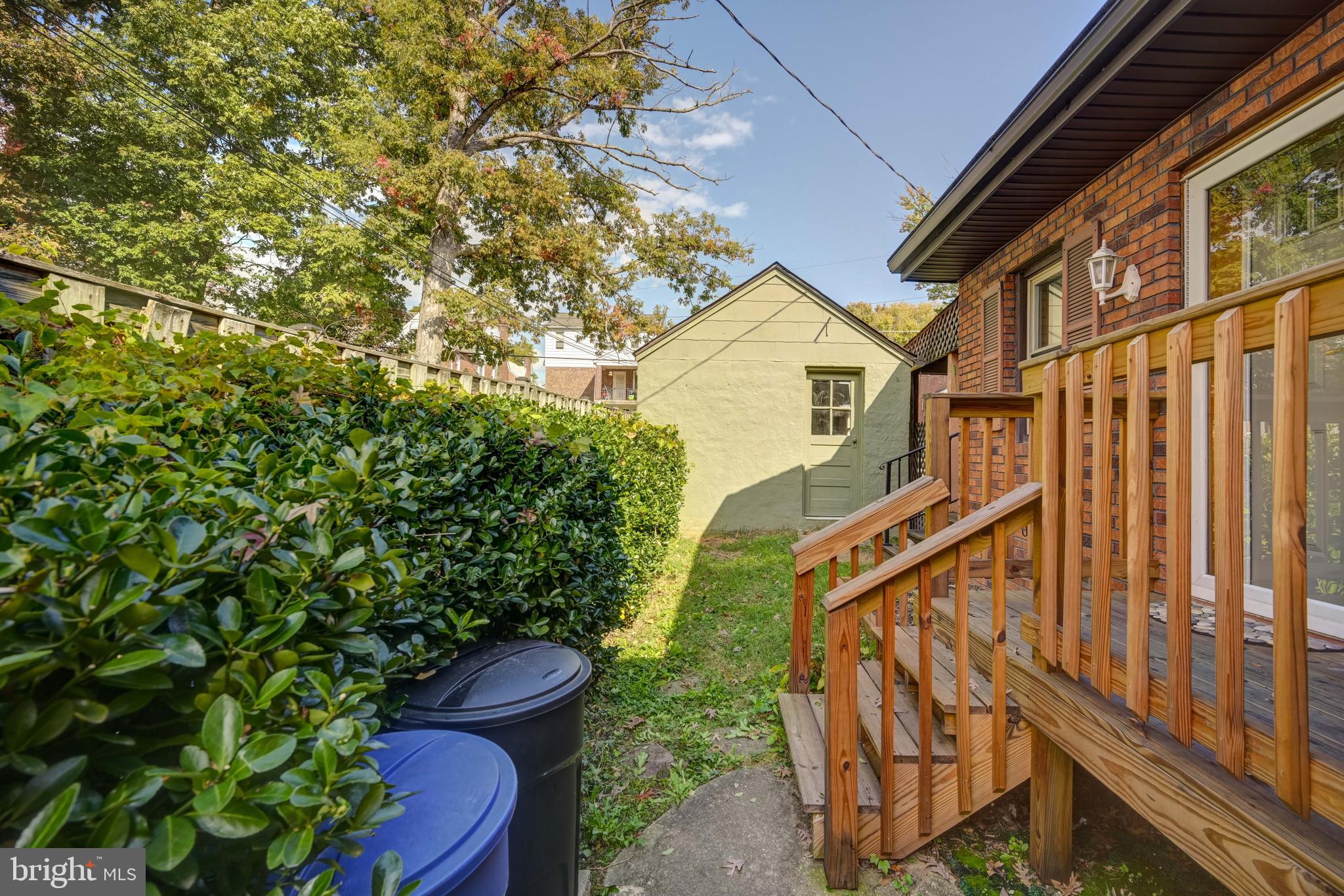 OVERLEA MANOR - Residential