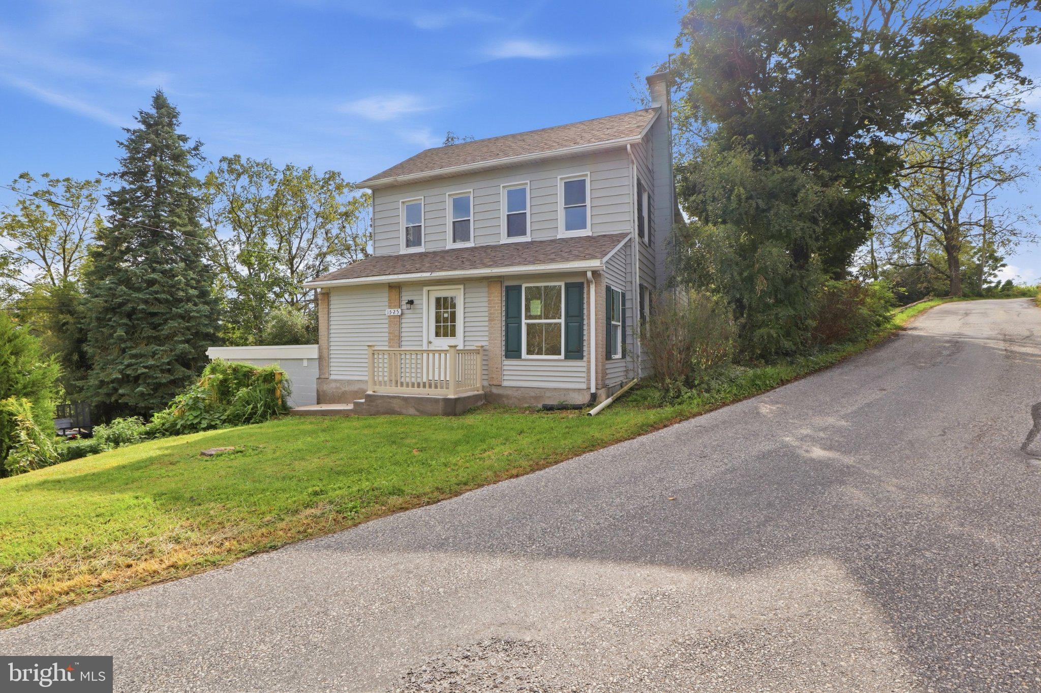 1525 WOODBERRY ROAD