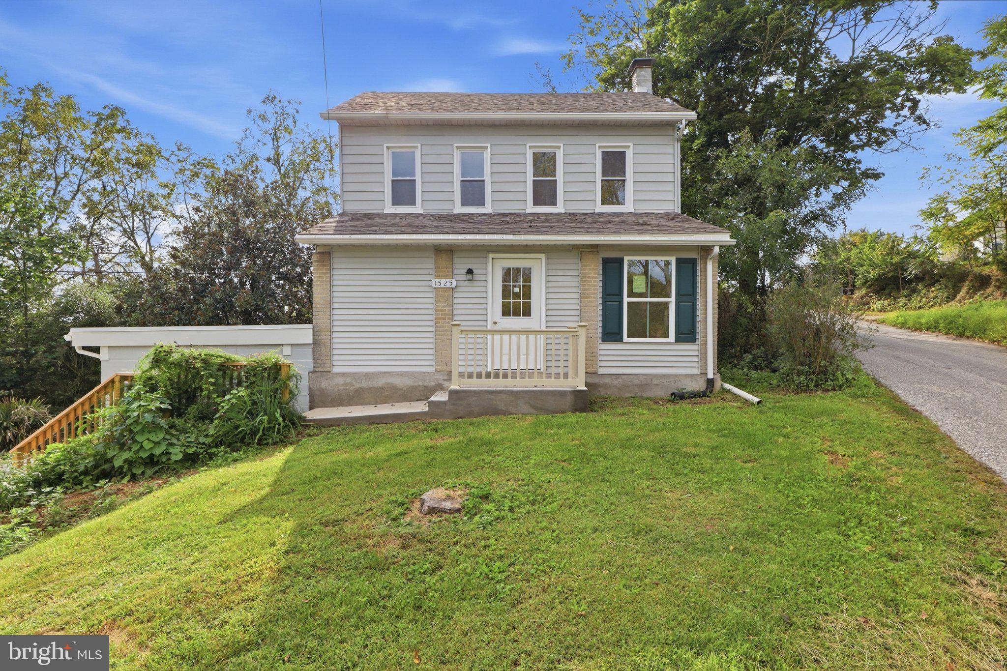 1525 WOODBERRY ROAD