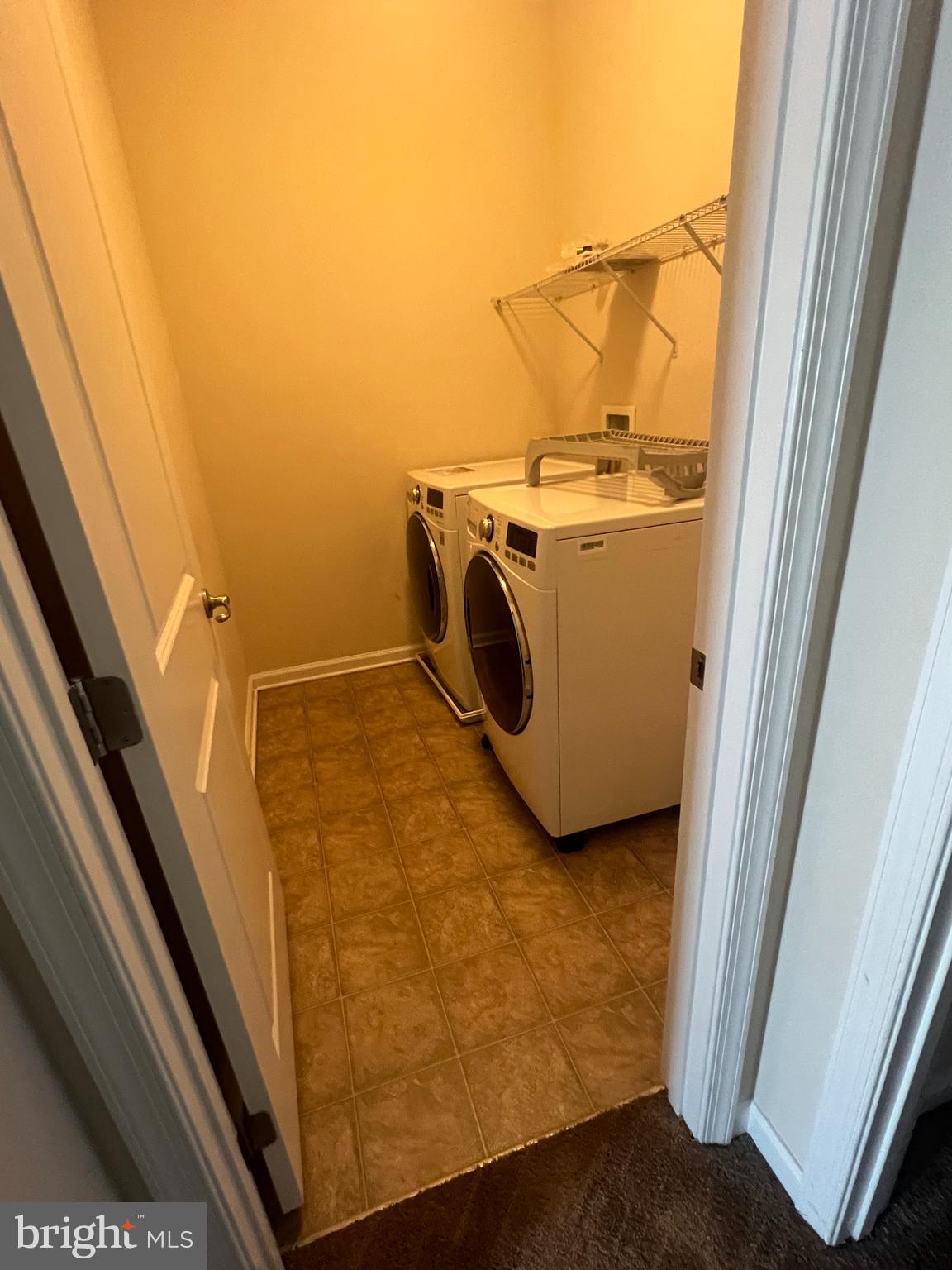 ESPLANADE AT RED RUN - Residential Lease