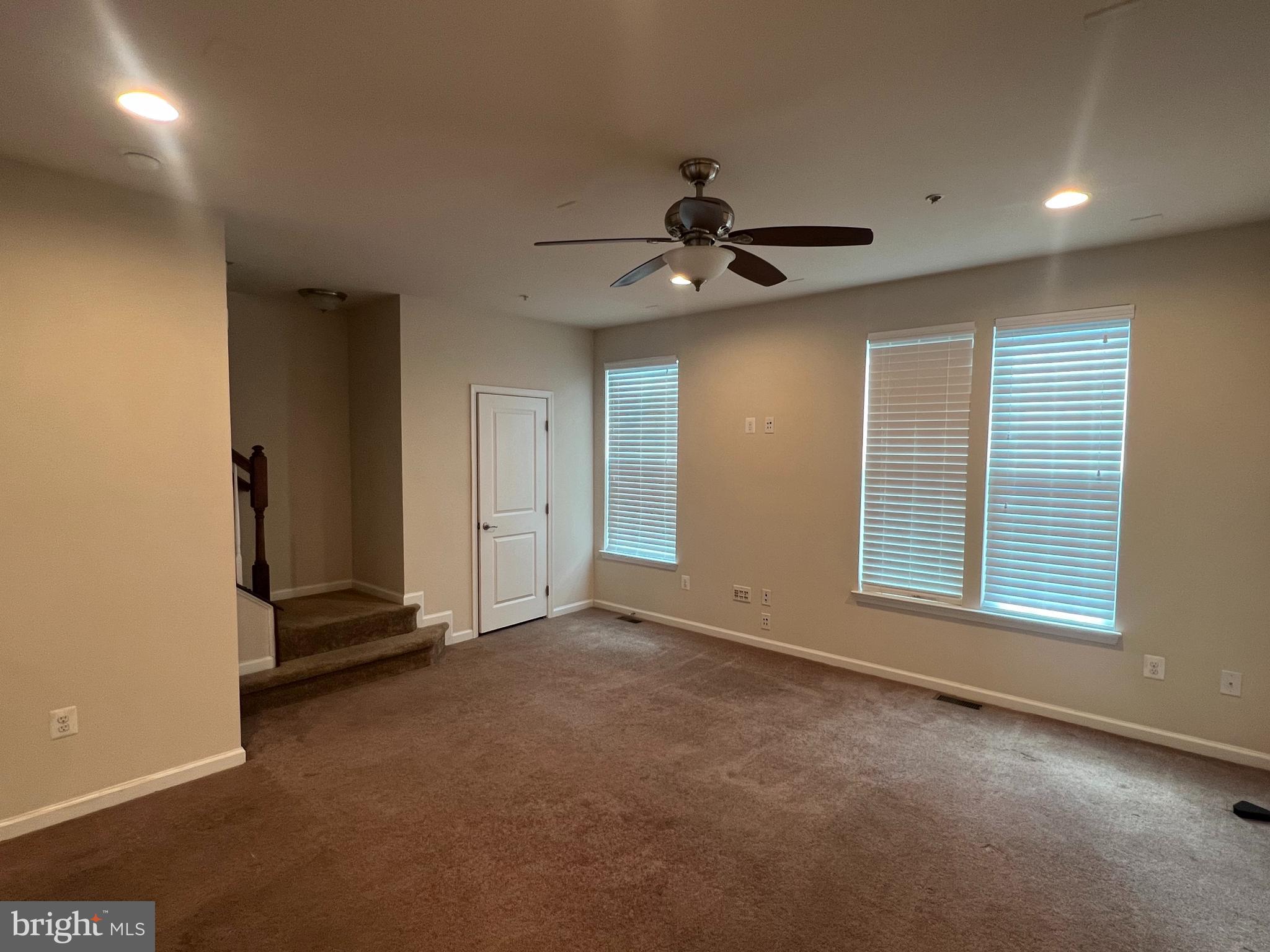 ESPLANADE AT RED RUN - Residential Lease