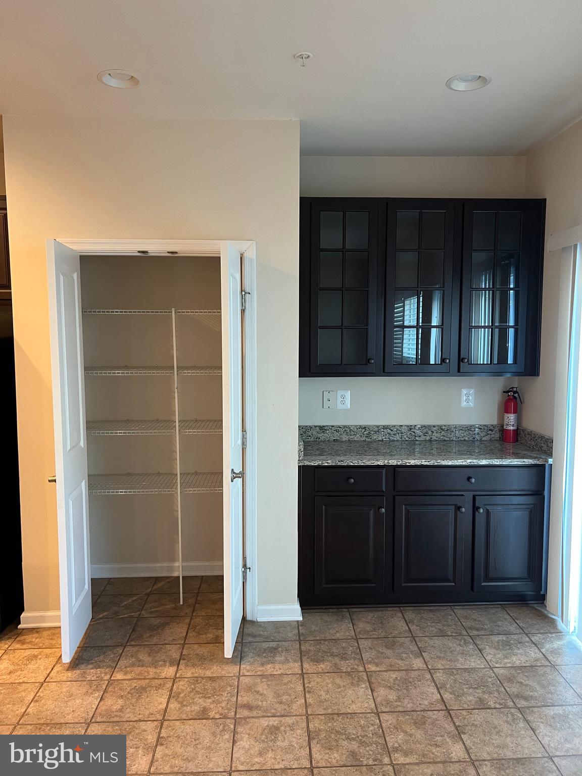 ESPLANADE AT RED RUN - Residential Lease