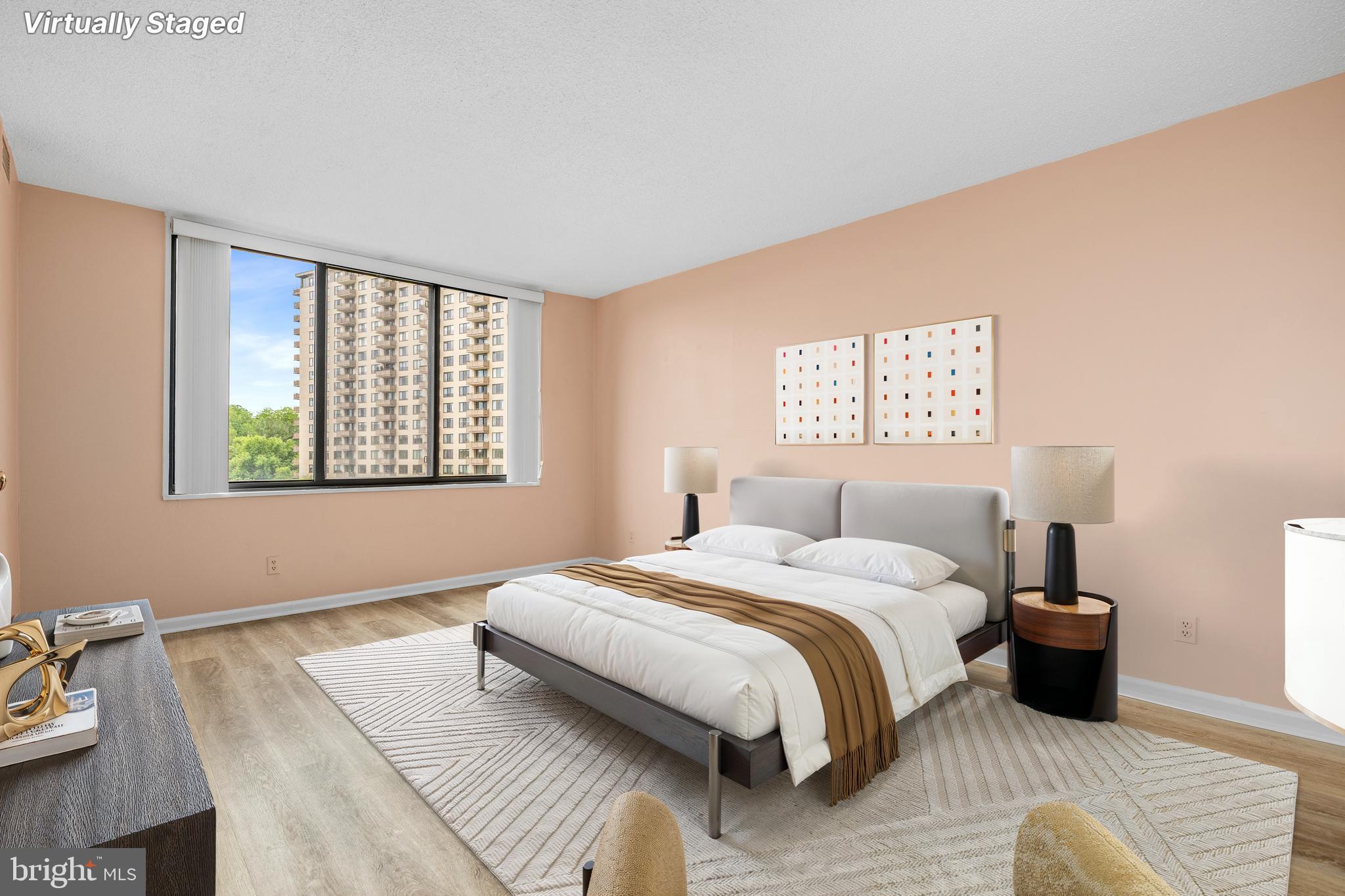PROMENADE TOWERS - Residential