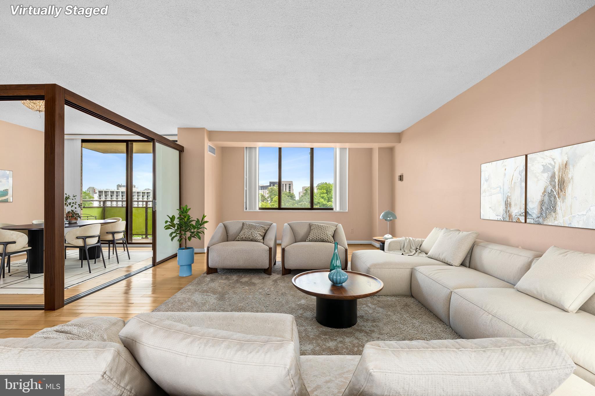 PROMENADE TOWERS - Residential