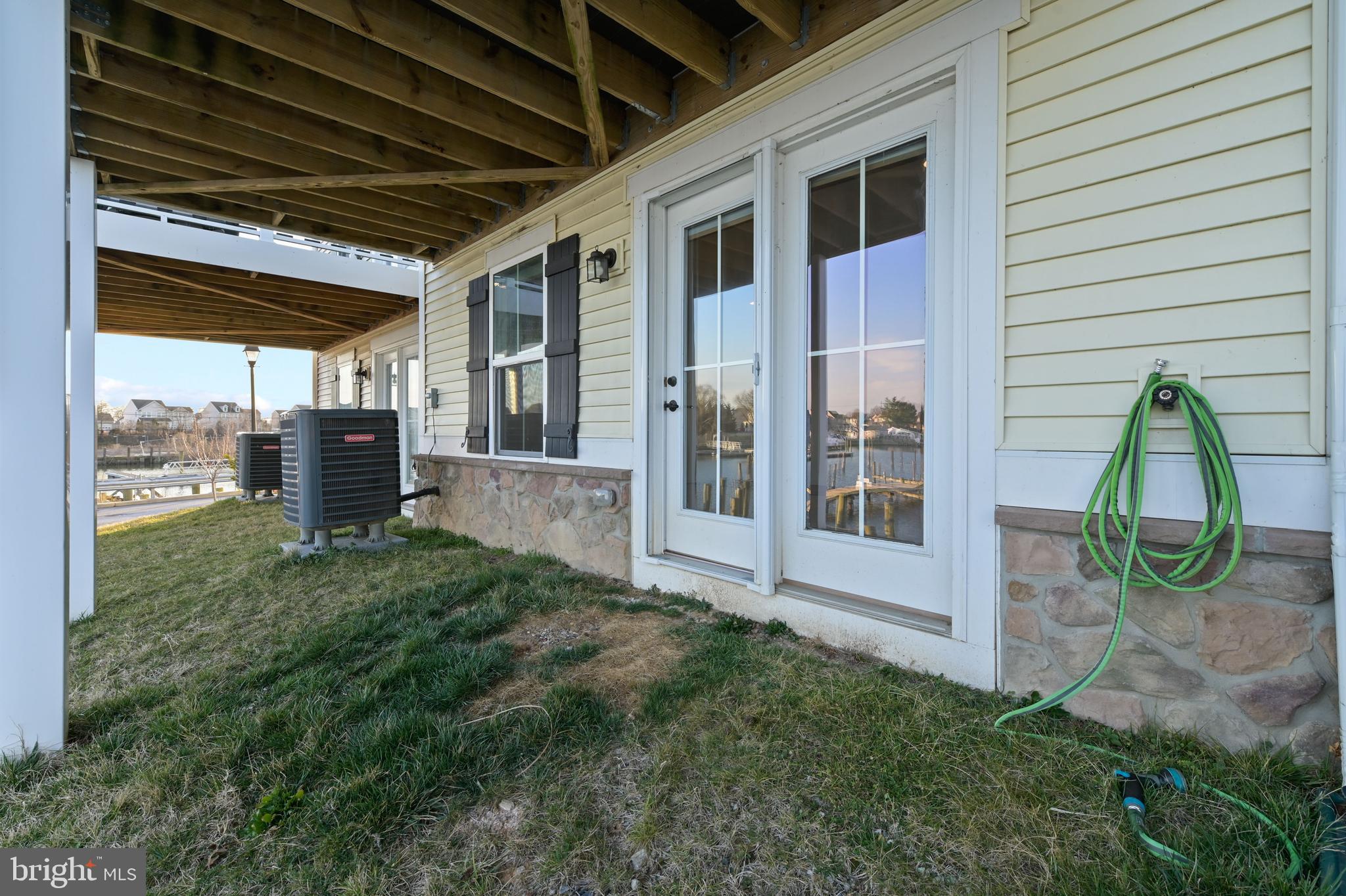 SHELTERED HARBOR - Residential