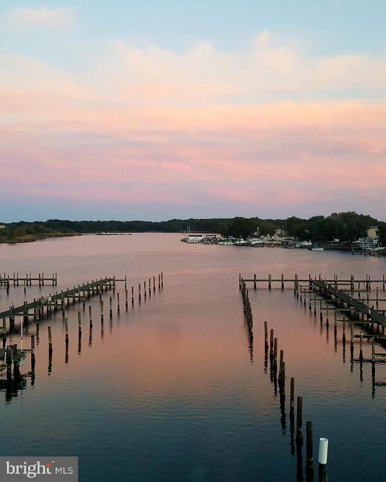 SHELTERED HARBOR - Residential