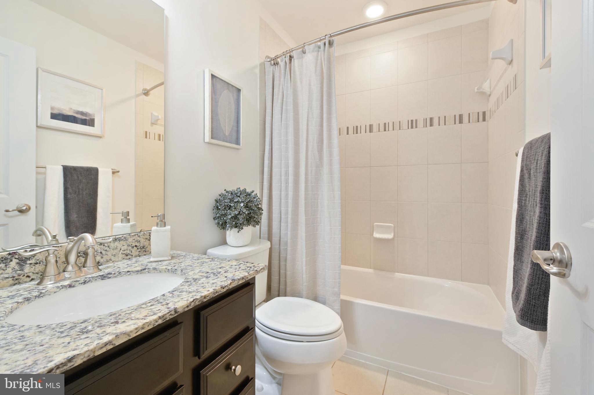 SHELTERED HARBOR - Residential