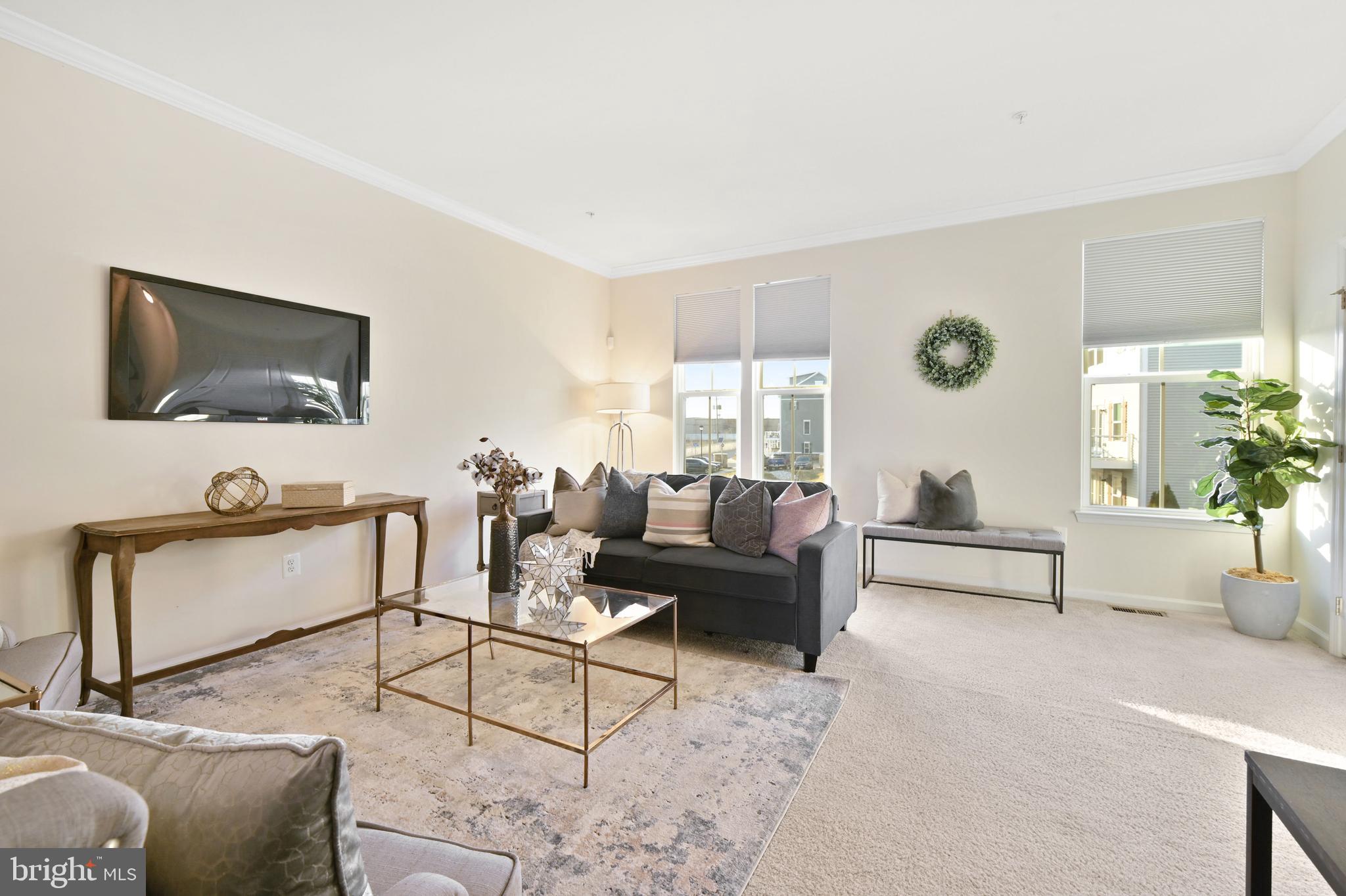 SHELTERED HARBOR - Residential