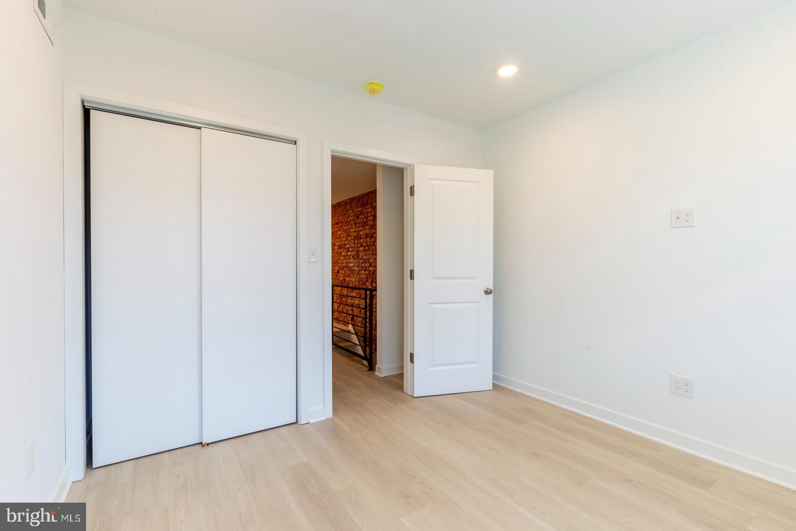 WEST KENSINGTON - Residential Lease