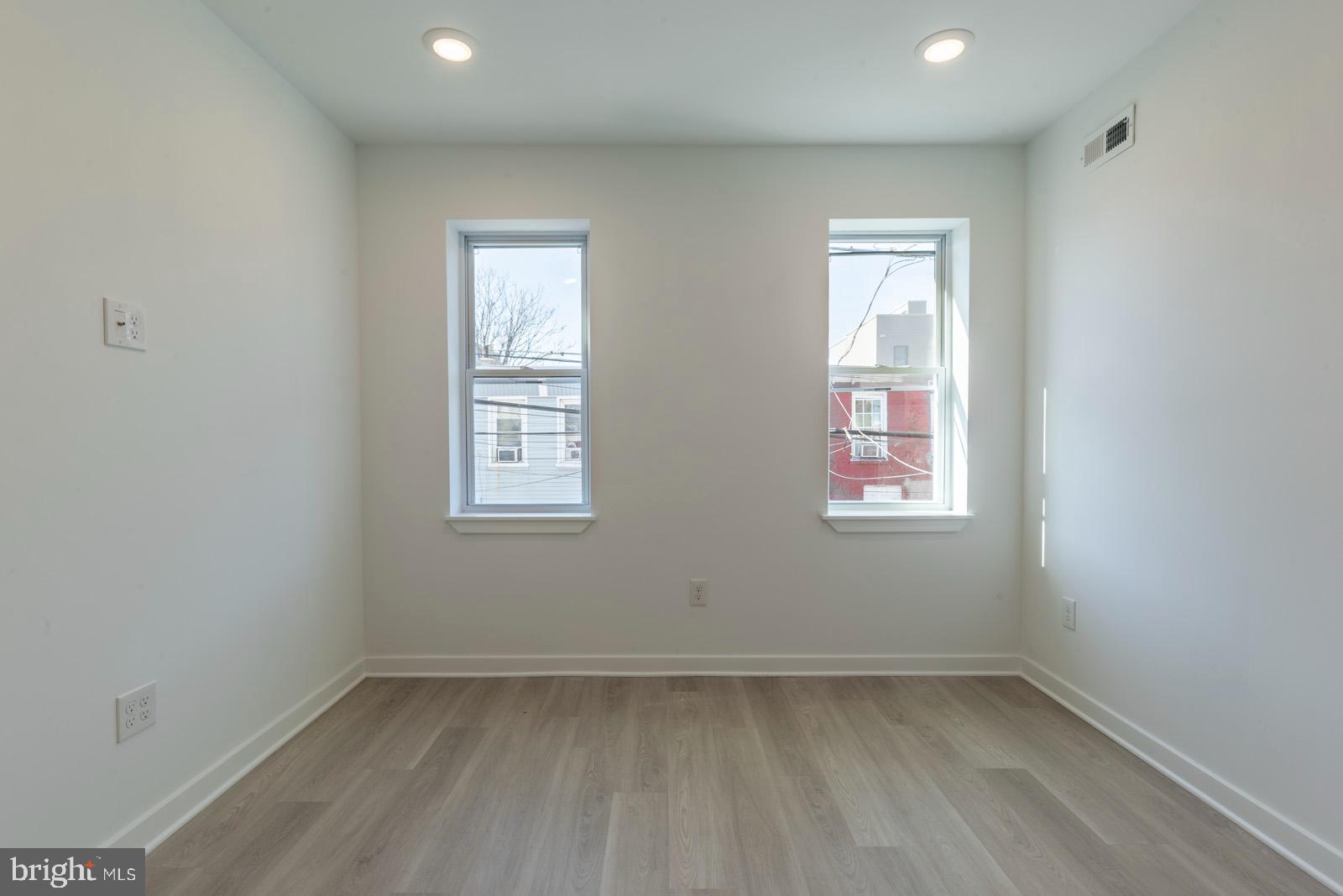 WEST KENSINGTON - Residential Lease