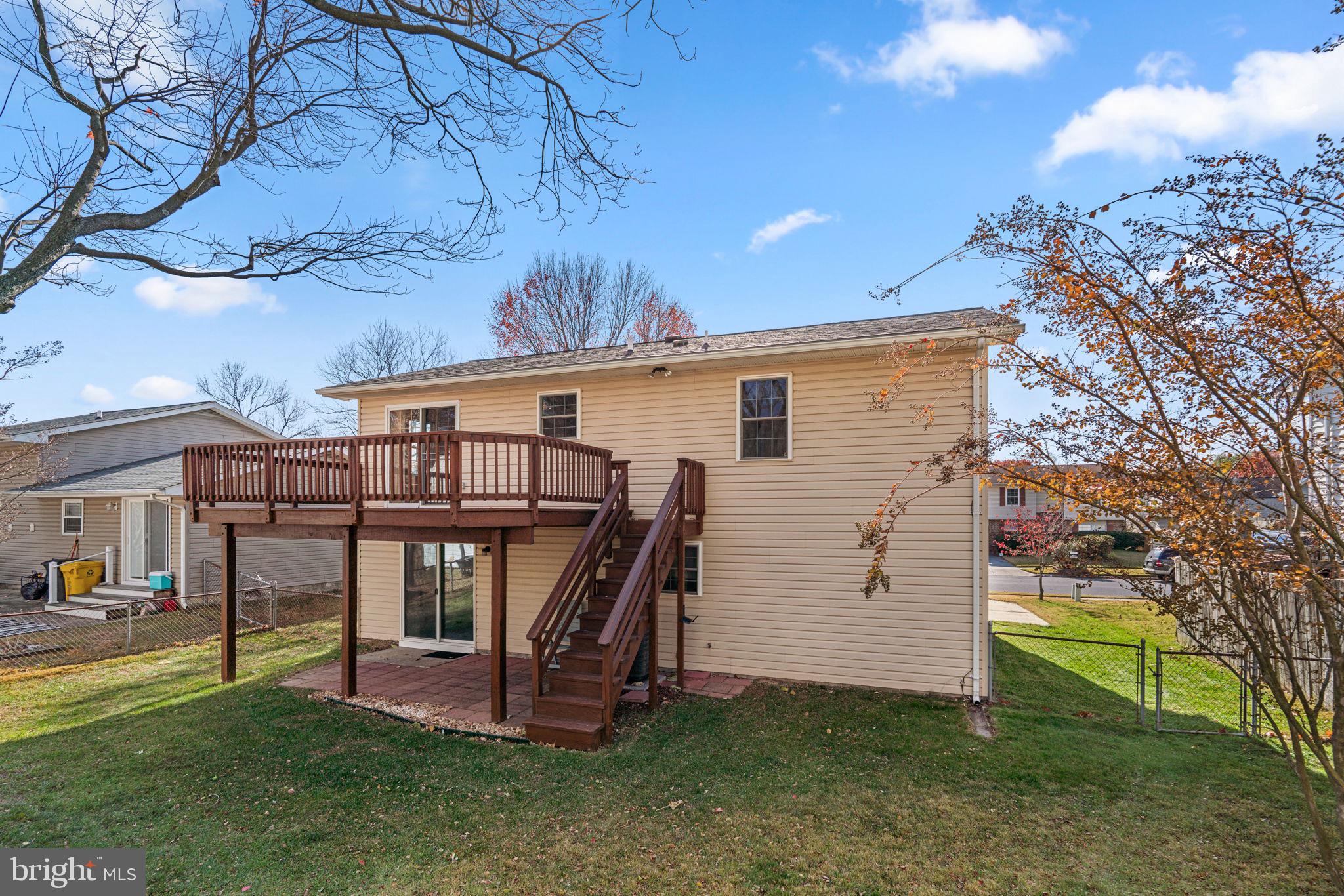 THE PROVINCES - Residential