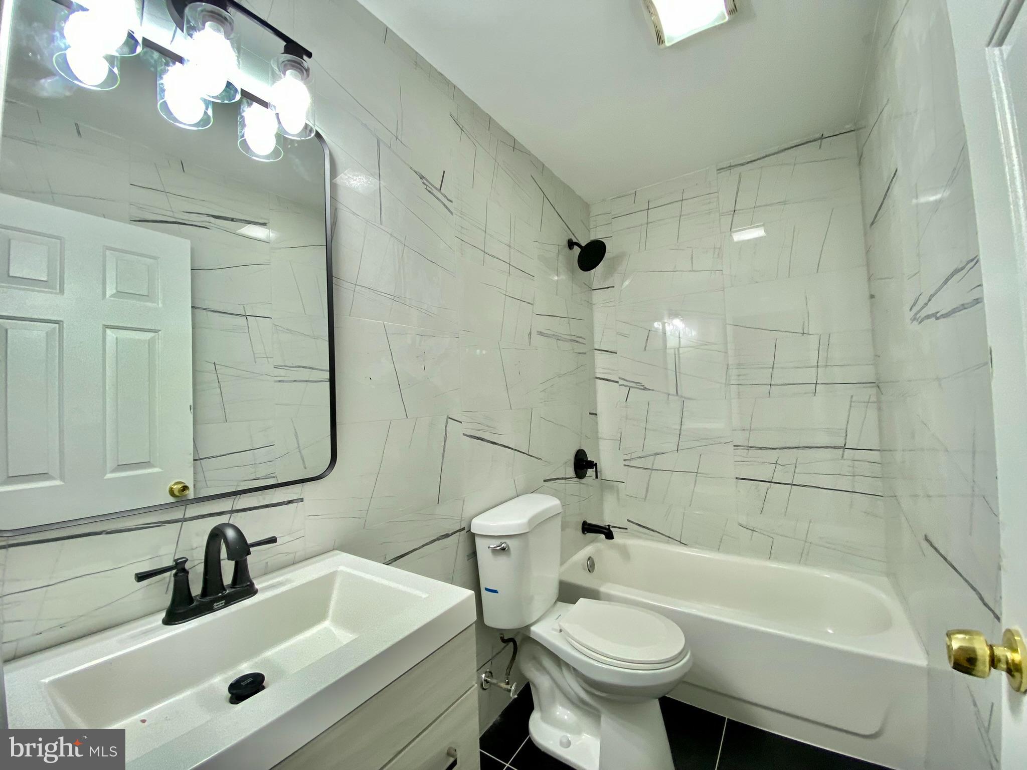 TEMPLE UNIVERSITY - Residential Lease