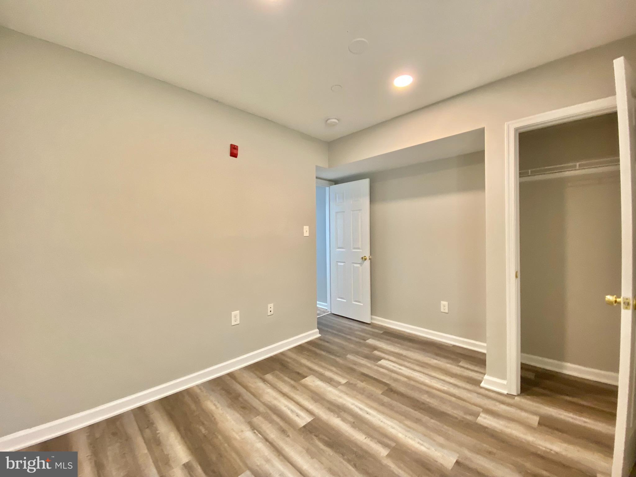 TEMPLE UNIVERSITY - Residential Lease