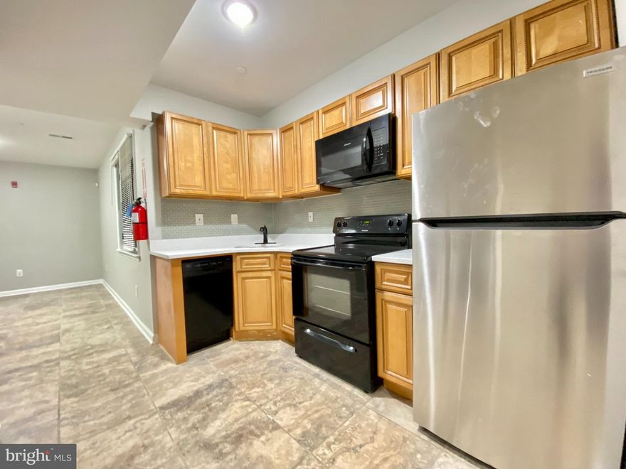 Prime Temple University student housing! The listed price includes 2 months of rent-free on a 12-month lease. The monthly payment is to be at $1500/Mo

A beautiful 3 bed/2 bath apartment 7 min away from the main campus of Temple University!

Welcome to our newly renovated apartment in the prime location of Temple University student living! This spacious 3-bedroom, 2-bathroom unit is perfect for those seeking convenience and comfort. Located just a 5-minute walk from SEPTA and the main campus of Temple University, this apartment offers unparalleled accessibility for Temple students. Step inside and experience the modern upgrades that make this apartment truly special. With central AC and heat, you can enjoy a comfortable living environment all year round. The fully equipped kitchen features a dishwasher, making meal prep and clean-up a breeze. Plus, you'll have the convenience of a private washer and dryer right in your unit. Whether you're a student or a professional, this apartment provides the perfect balance of location and amenities. Don't miss out on this incredible opportunity to live in the heart of Philadelphia. Contact us today to schedule a tour and make this apartment your new home.