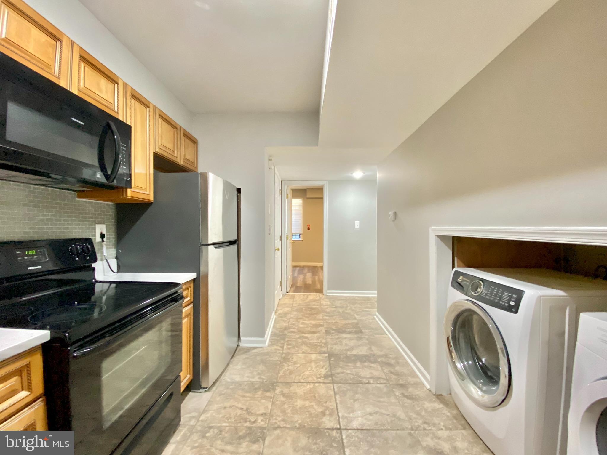 TEMPLE UNIVERSITY - Residential Lease