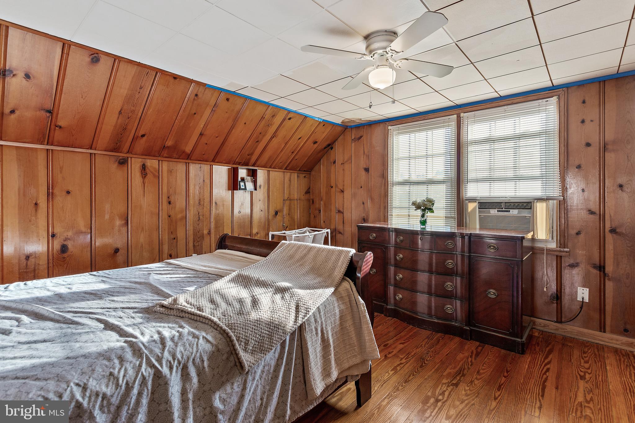 MILLVALE - Residential