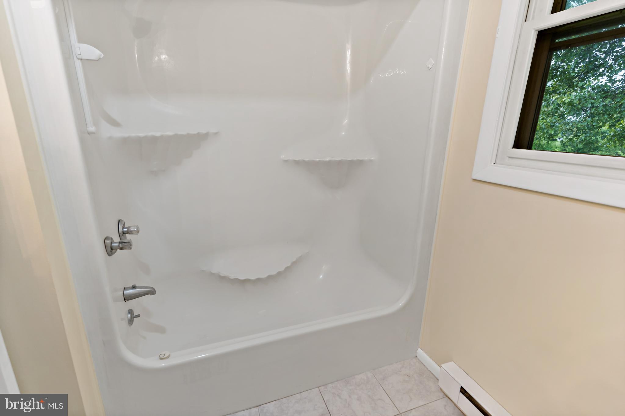 SKY-LIN PARK - Residential