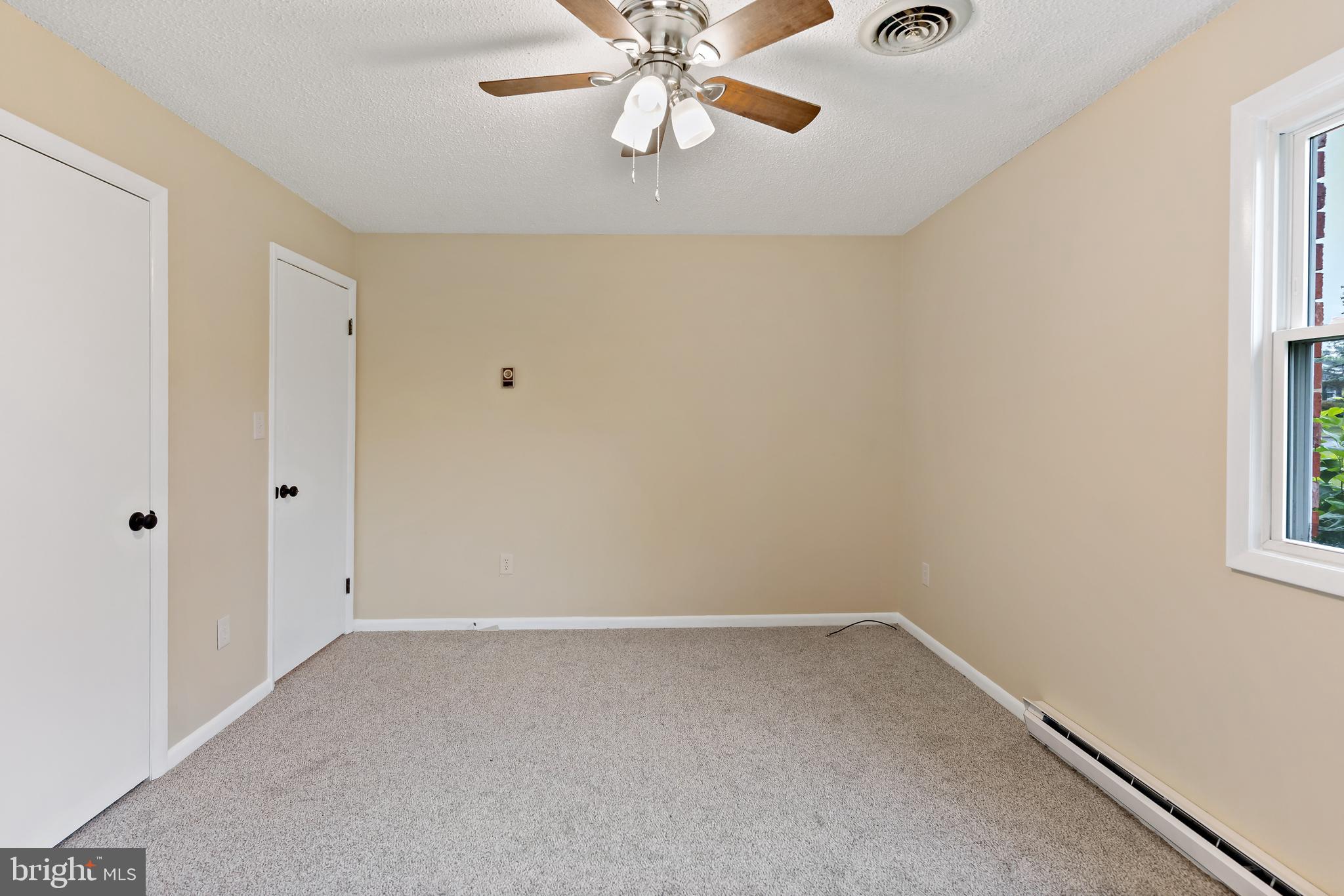 SKY-LIN PARK - Residential