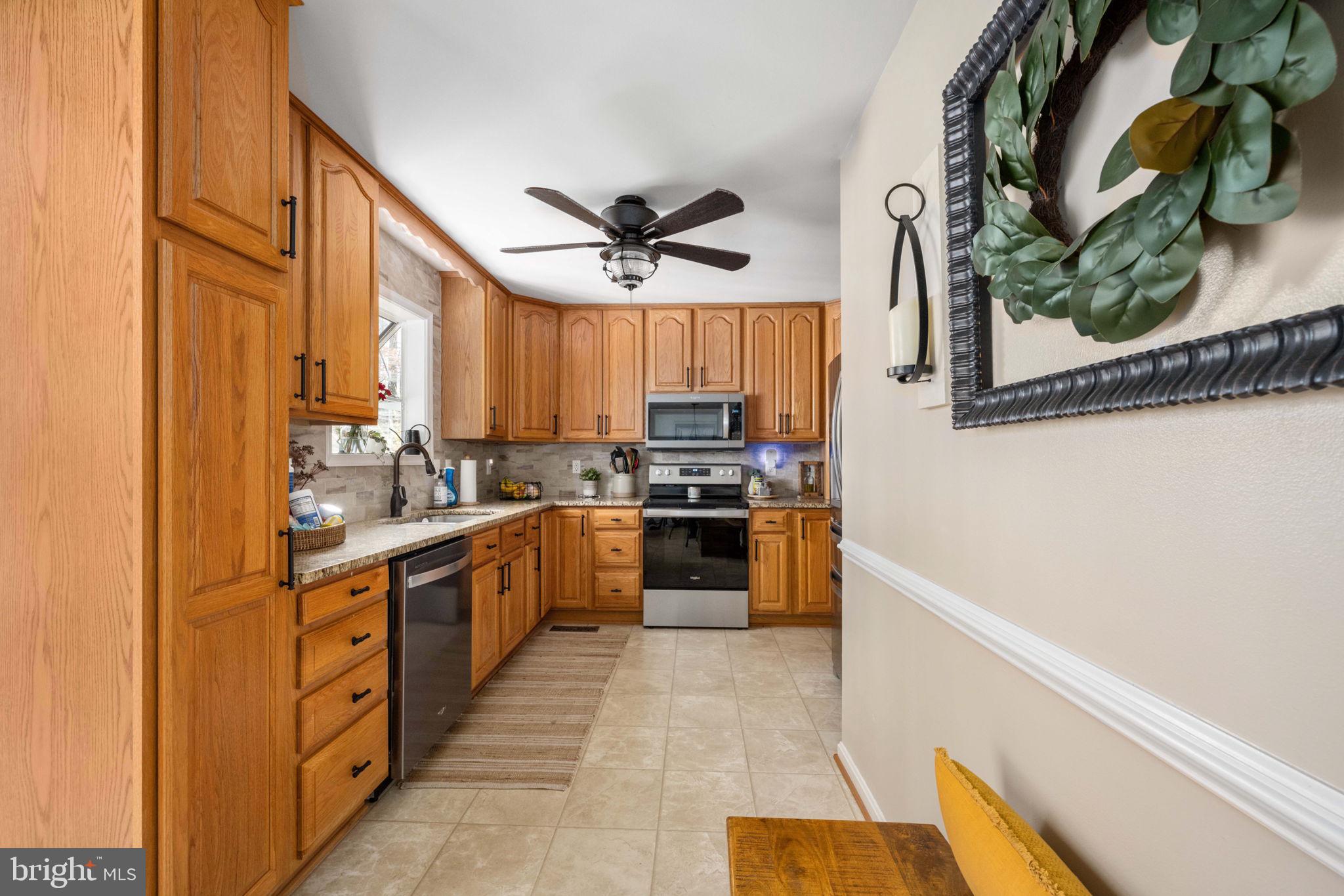 NONE  NO HOA - Residential