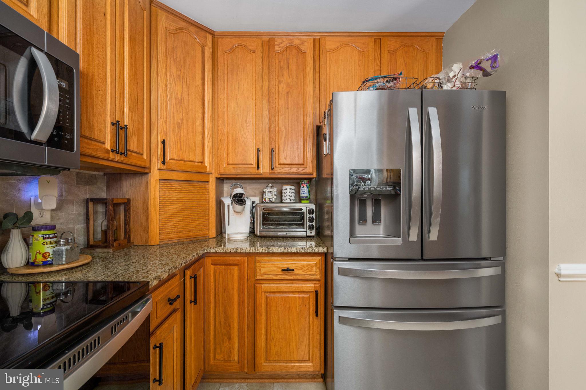 NONE  NO HOA - Residential