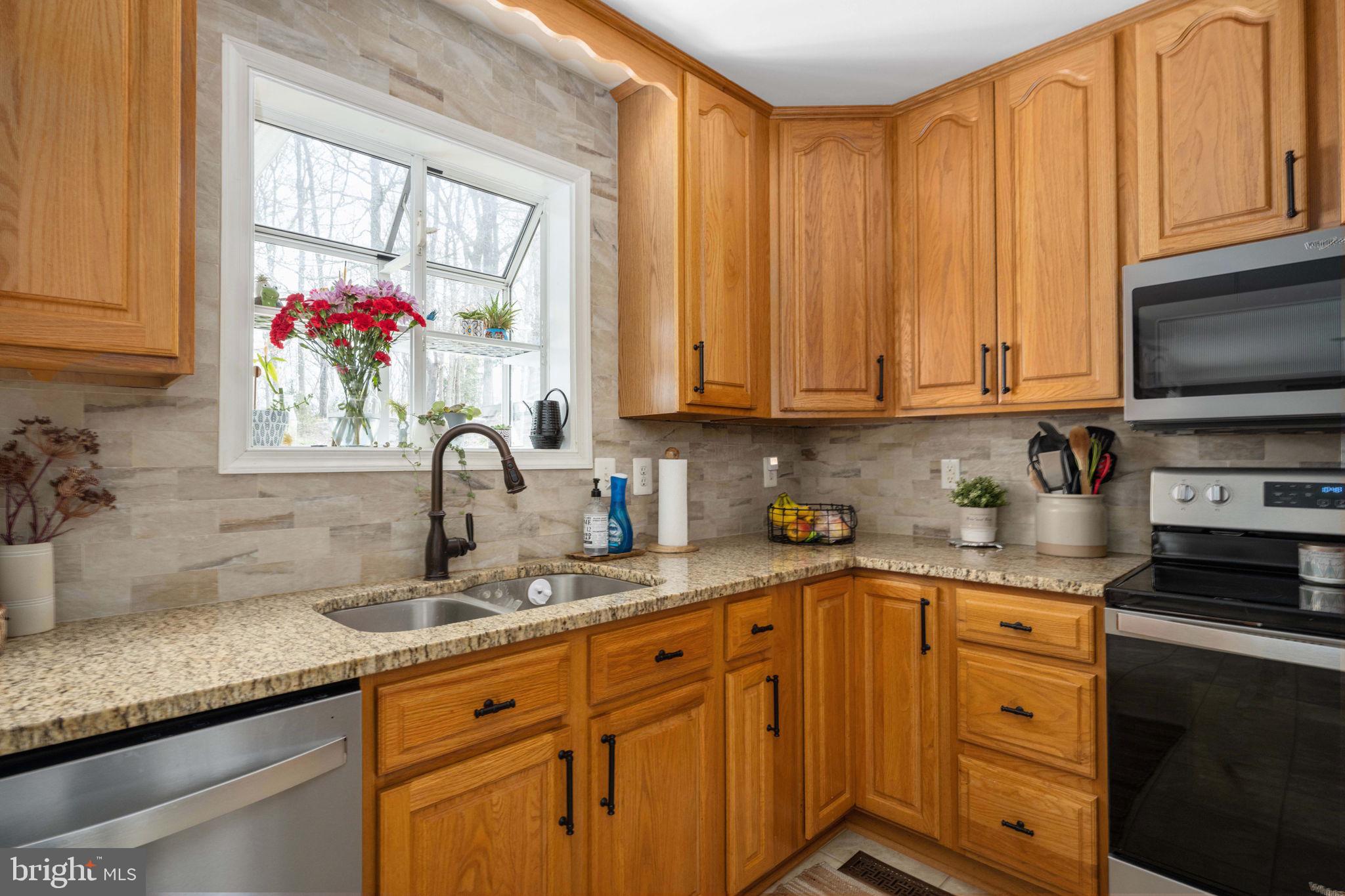 NONE  NO HOA - Residential