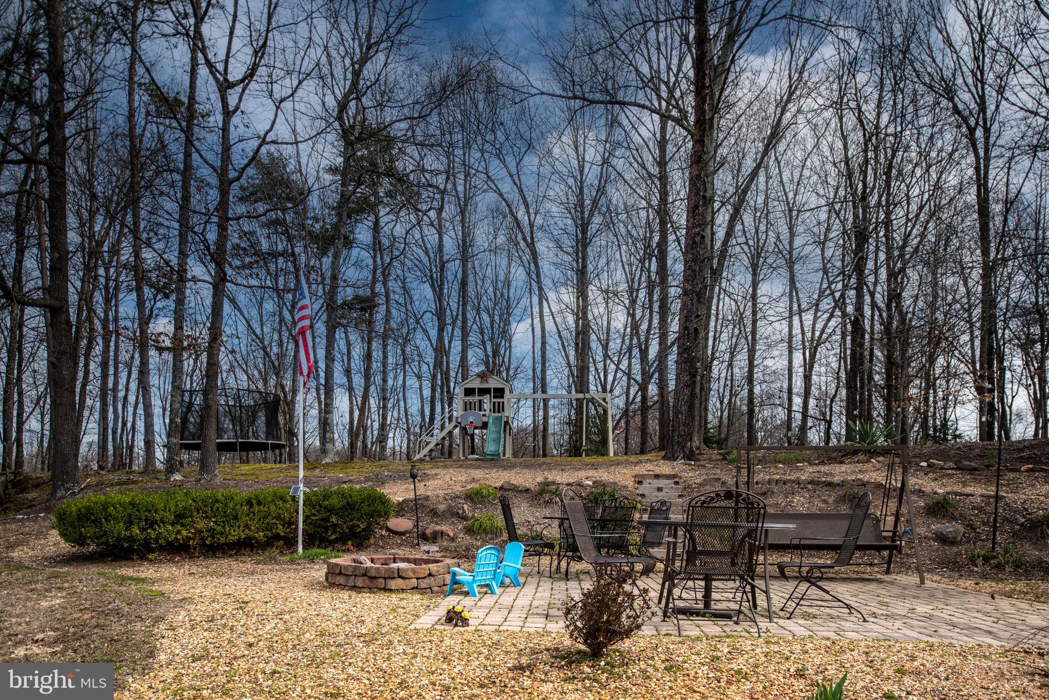 NONE  NO HOA - Residential