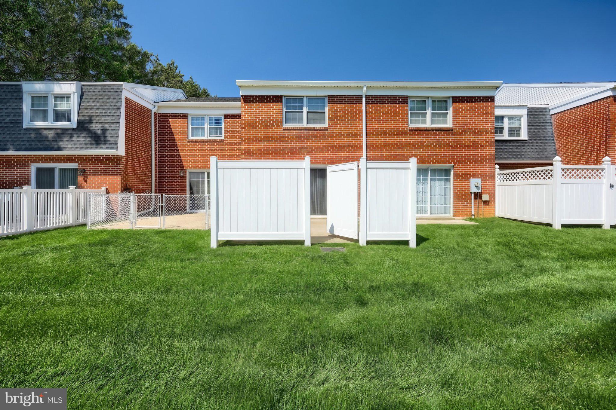 COLONY PARK - Residential