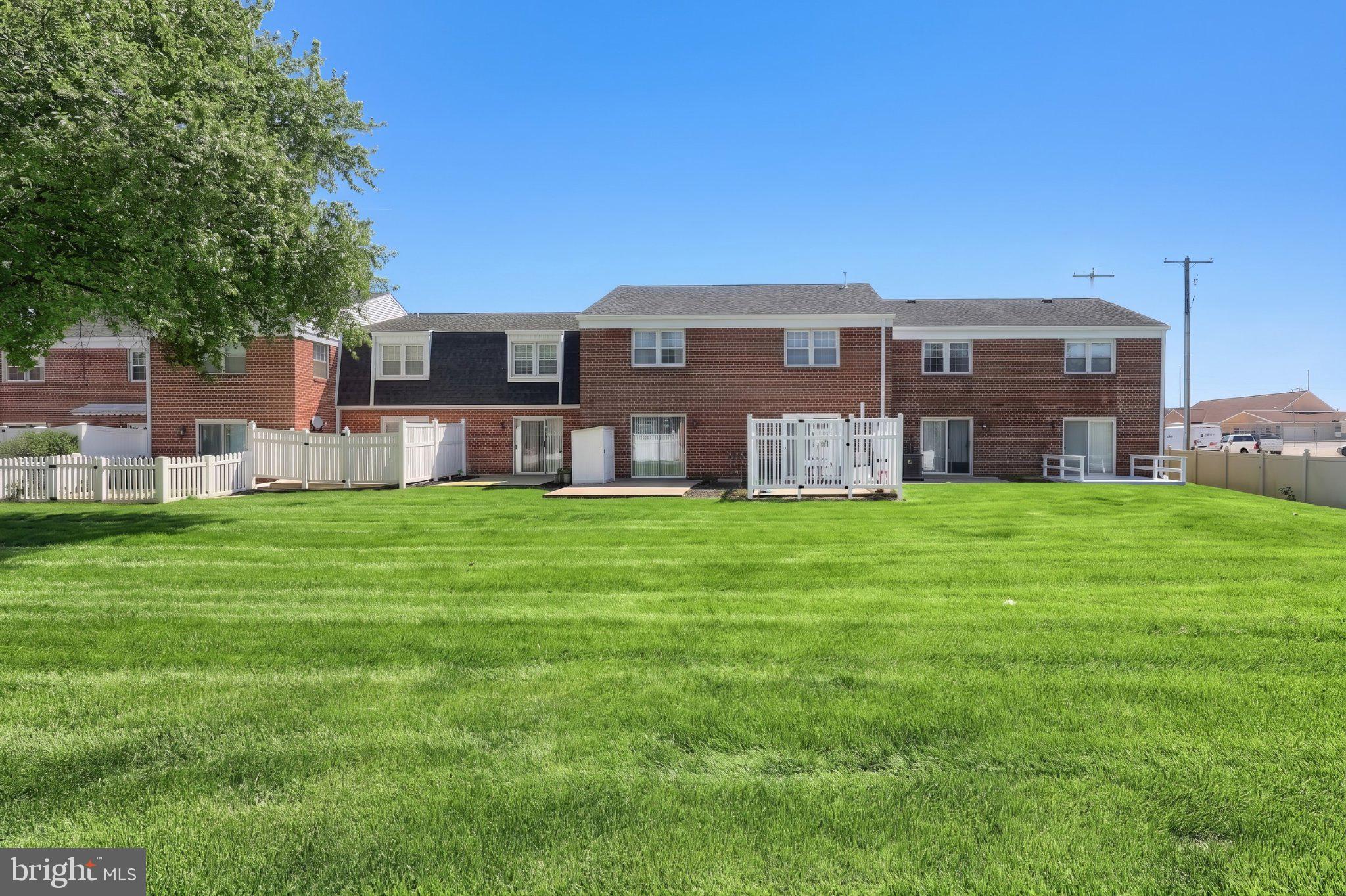 COLONY PARK - Residential