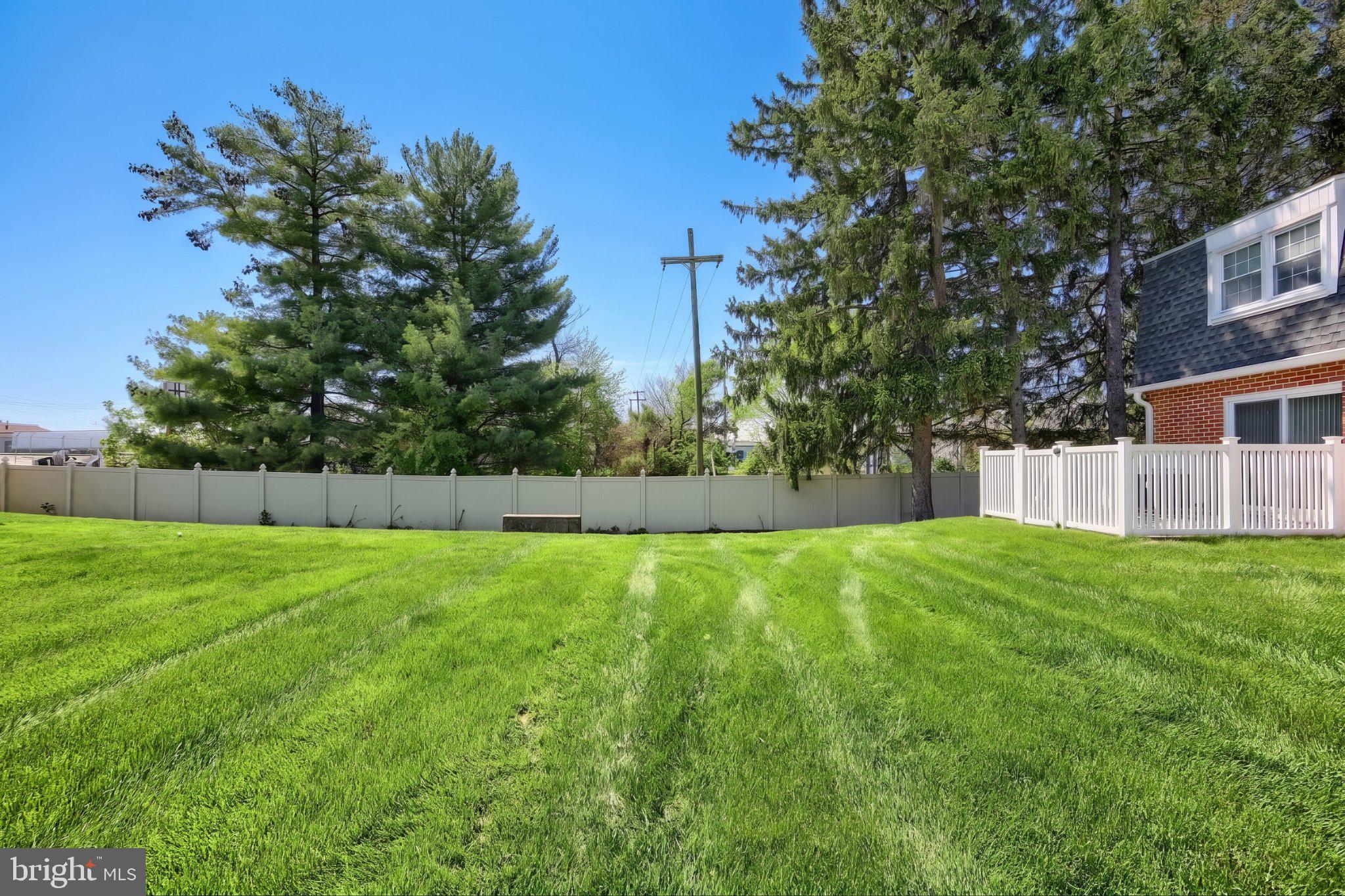 COLONY PARK - Residential