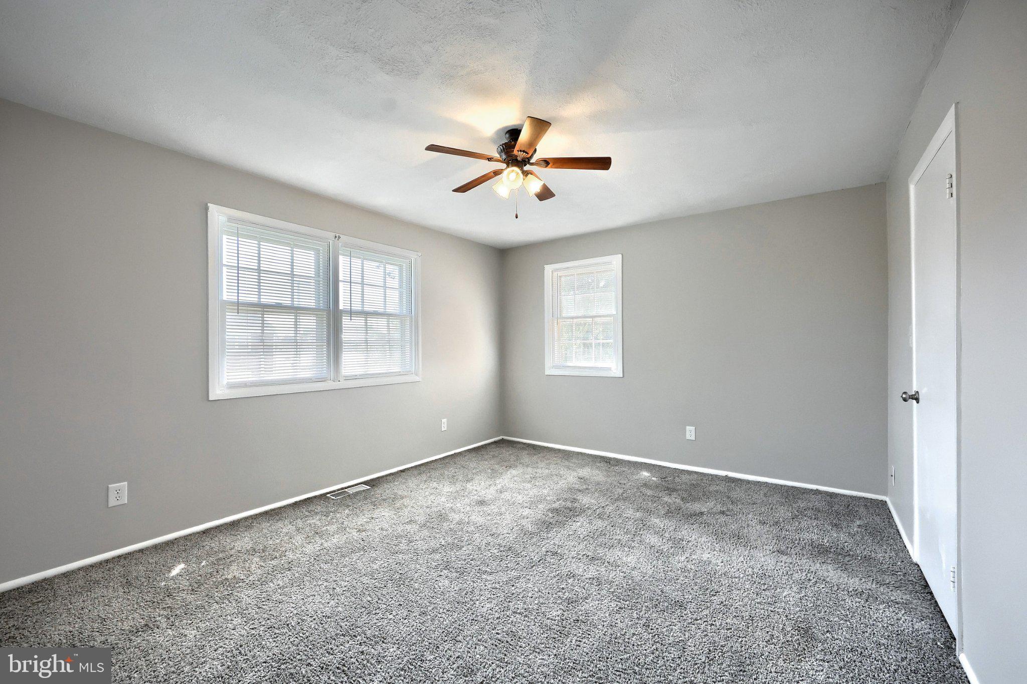 COLONY PARK - Residential