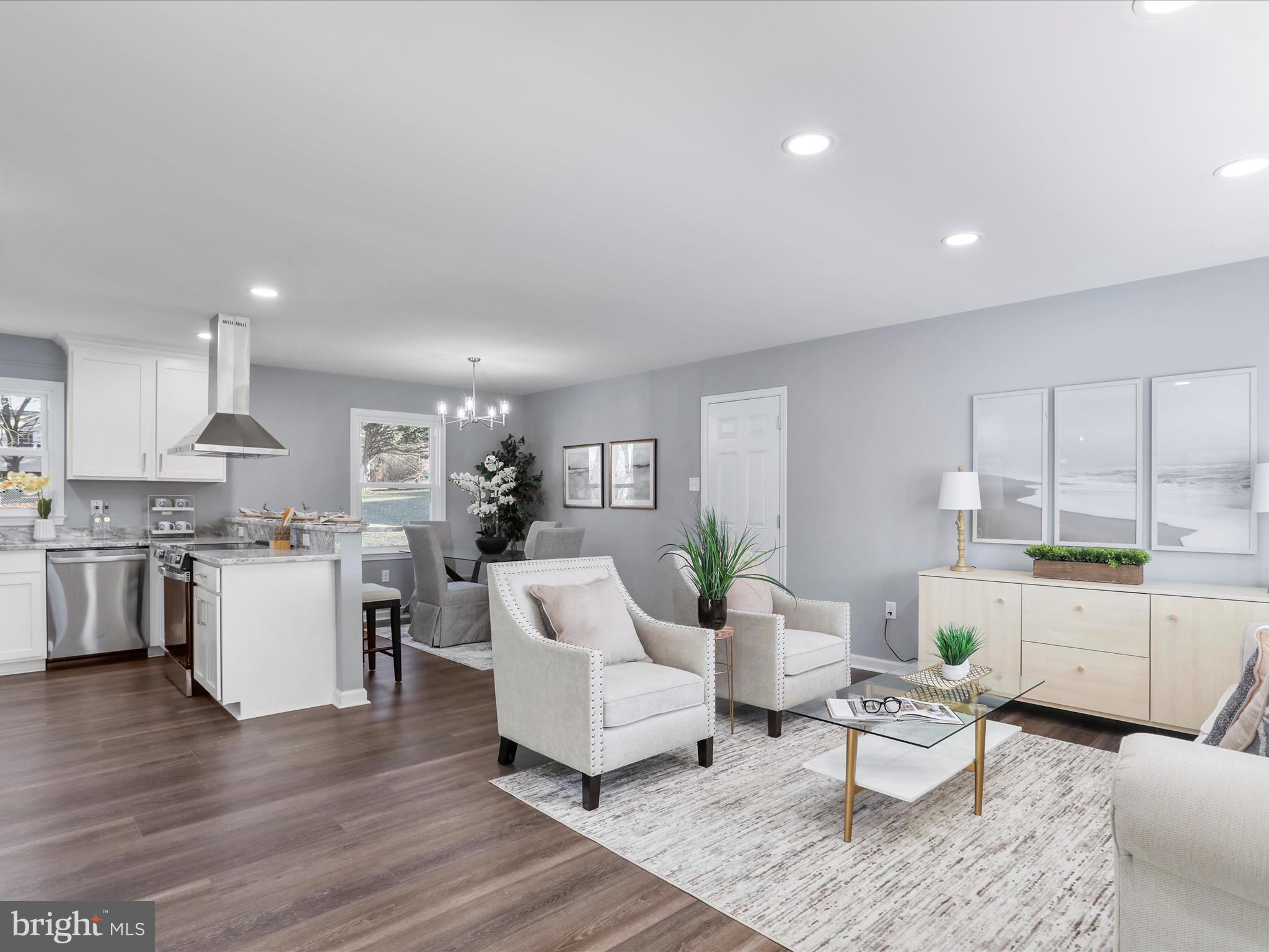 POTOMAC MANOR - Residential