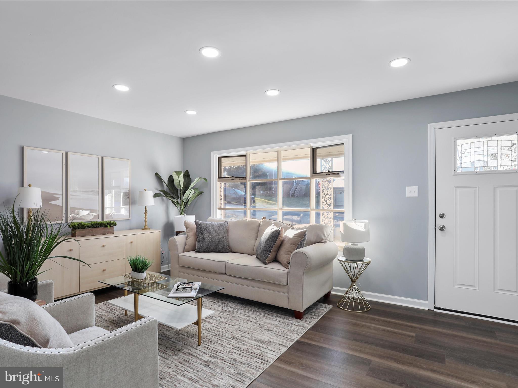 POTOMAC MANOR - Residential