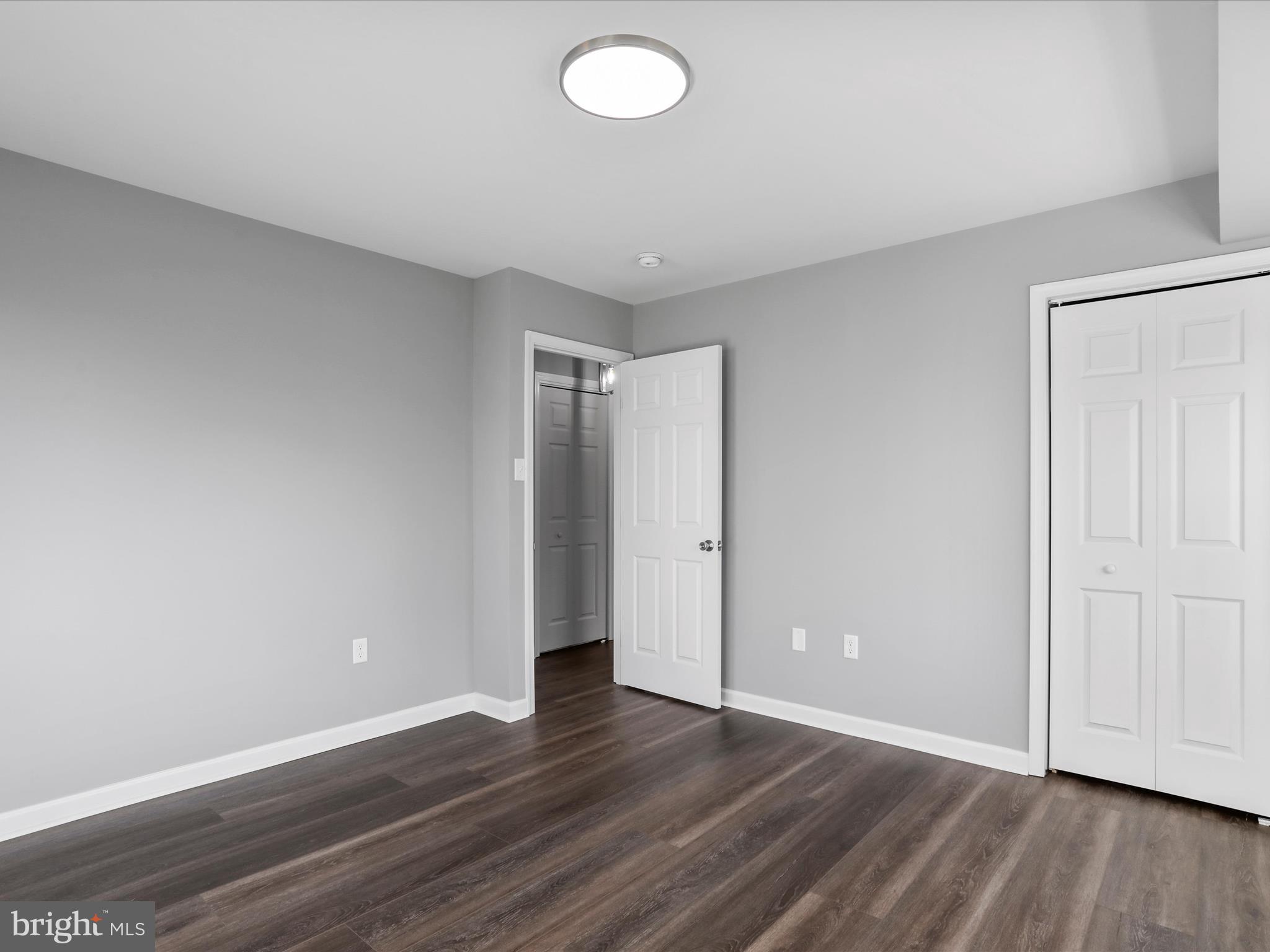 POTOMAC MANOR - Residential