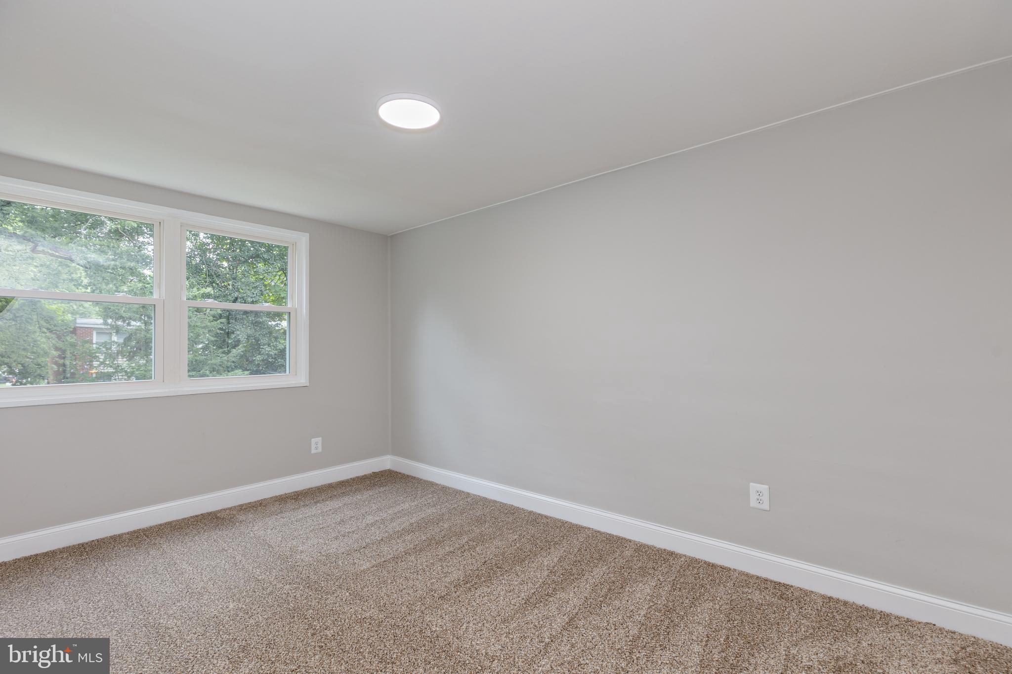 RIVERVIEW - Residential